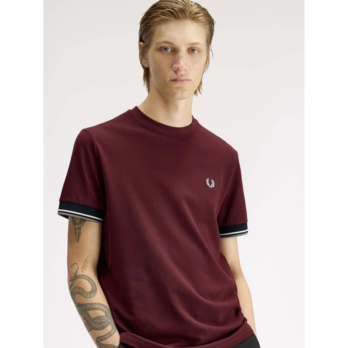 FP_TWIN_TIPPED_CUFF_T-SHIRT_M2396_597_Image_4