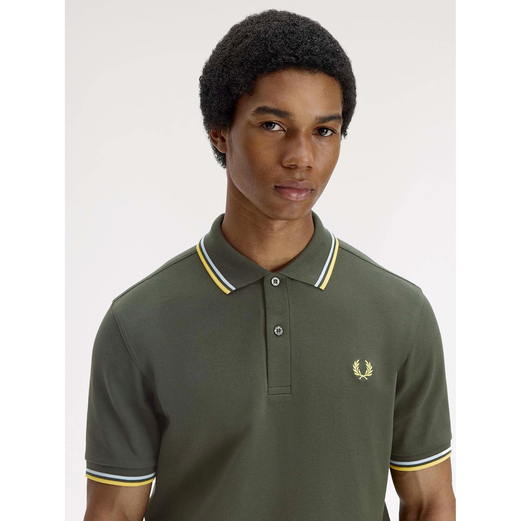 FP_TWIN_TIPPED_FRED_PERRY_SHIRT_M3600_05B_Image_4