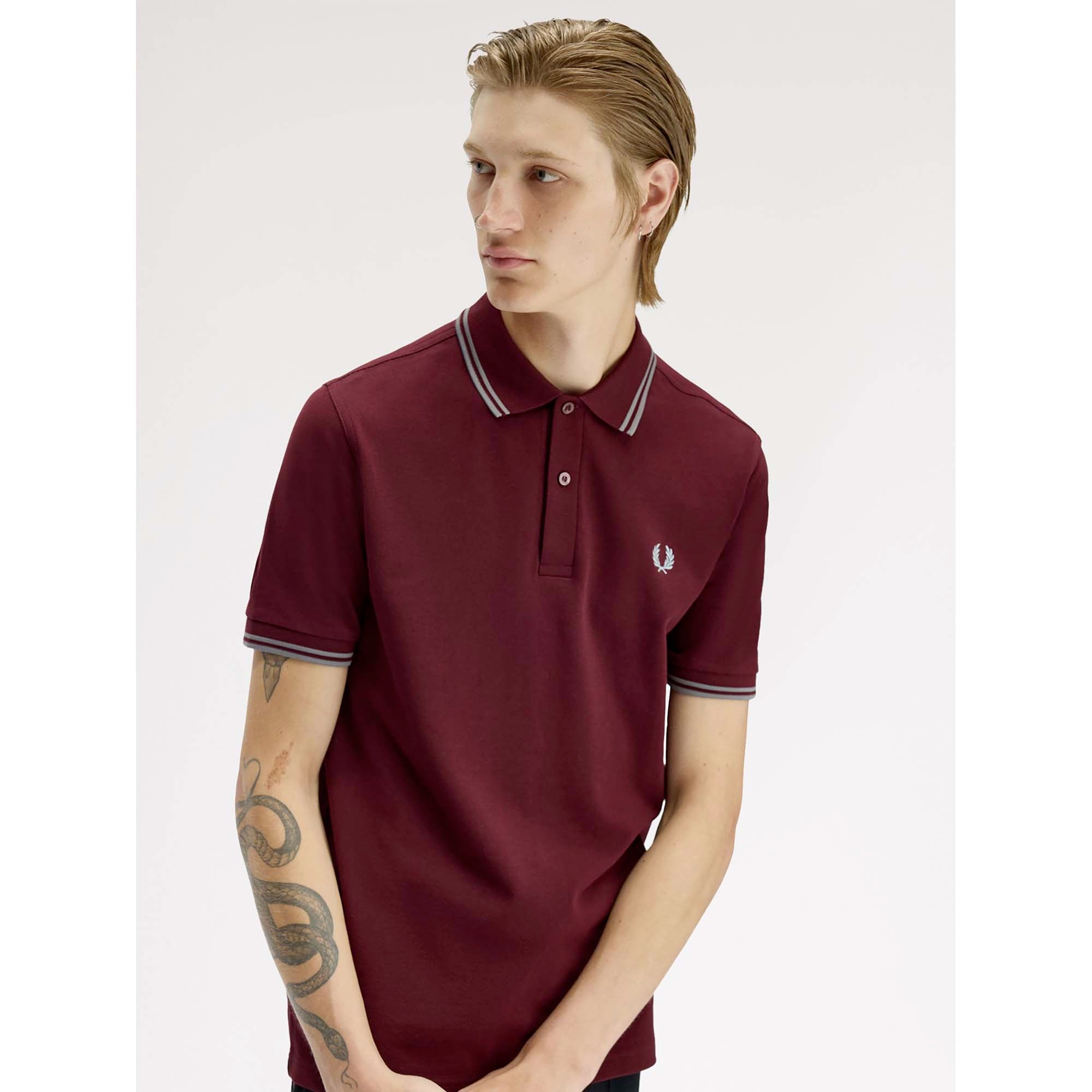 FP_TWIN_TIPPED_FRED_PERRY_SHIRT_M3600_08B_Image_4