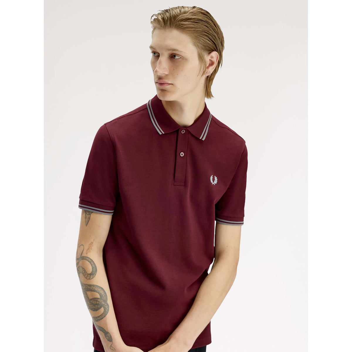 FP_TWIN_TIPPED_FRED_PERRY_SHIRT_M3600_08B_Image_4