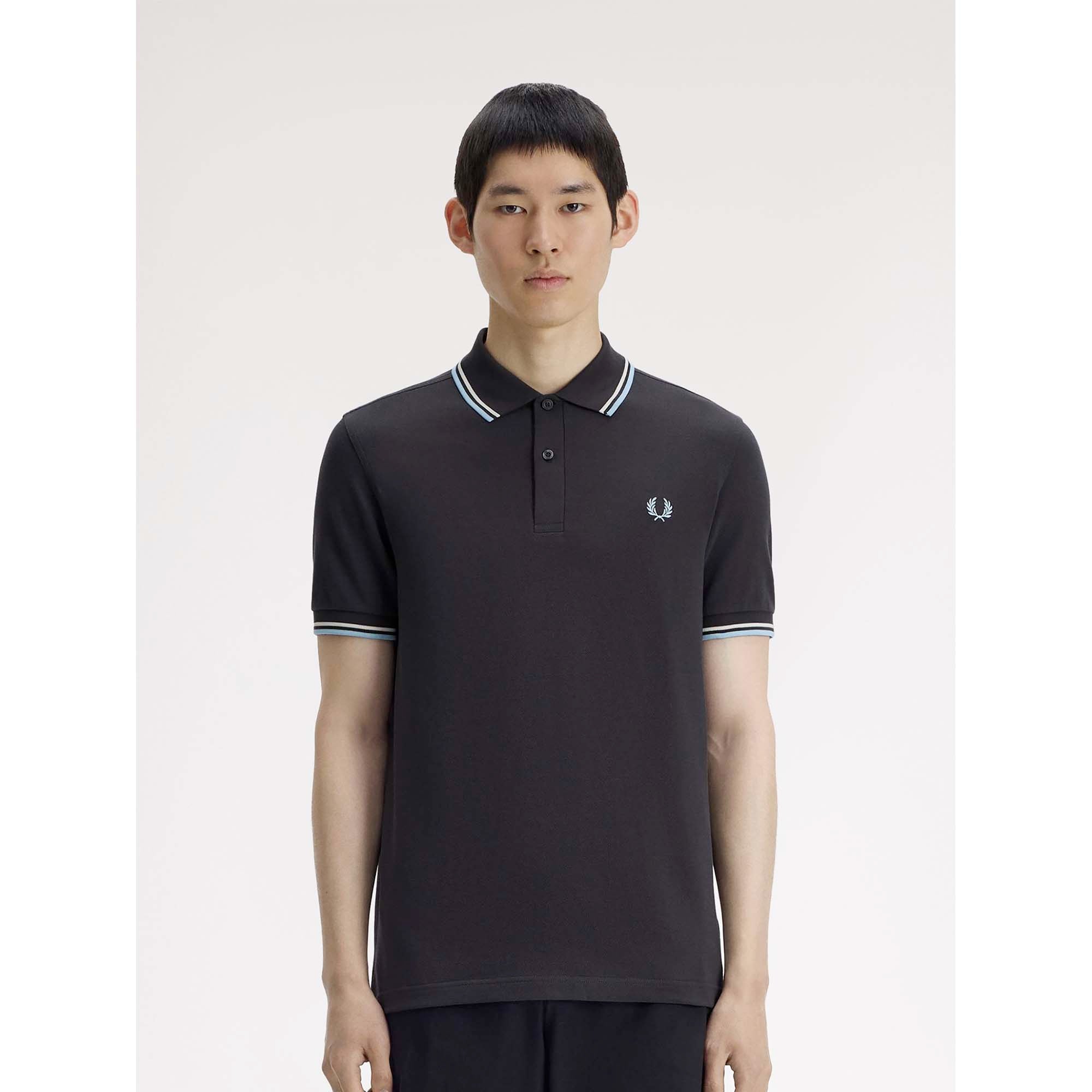 FP_TWIN_TIPPED_FRED_PERRY_SHIRT_M3600_09B_Image_2