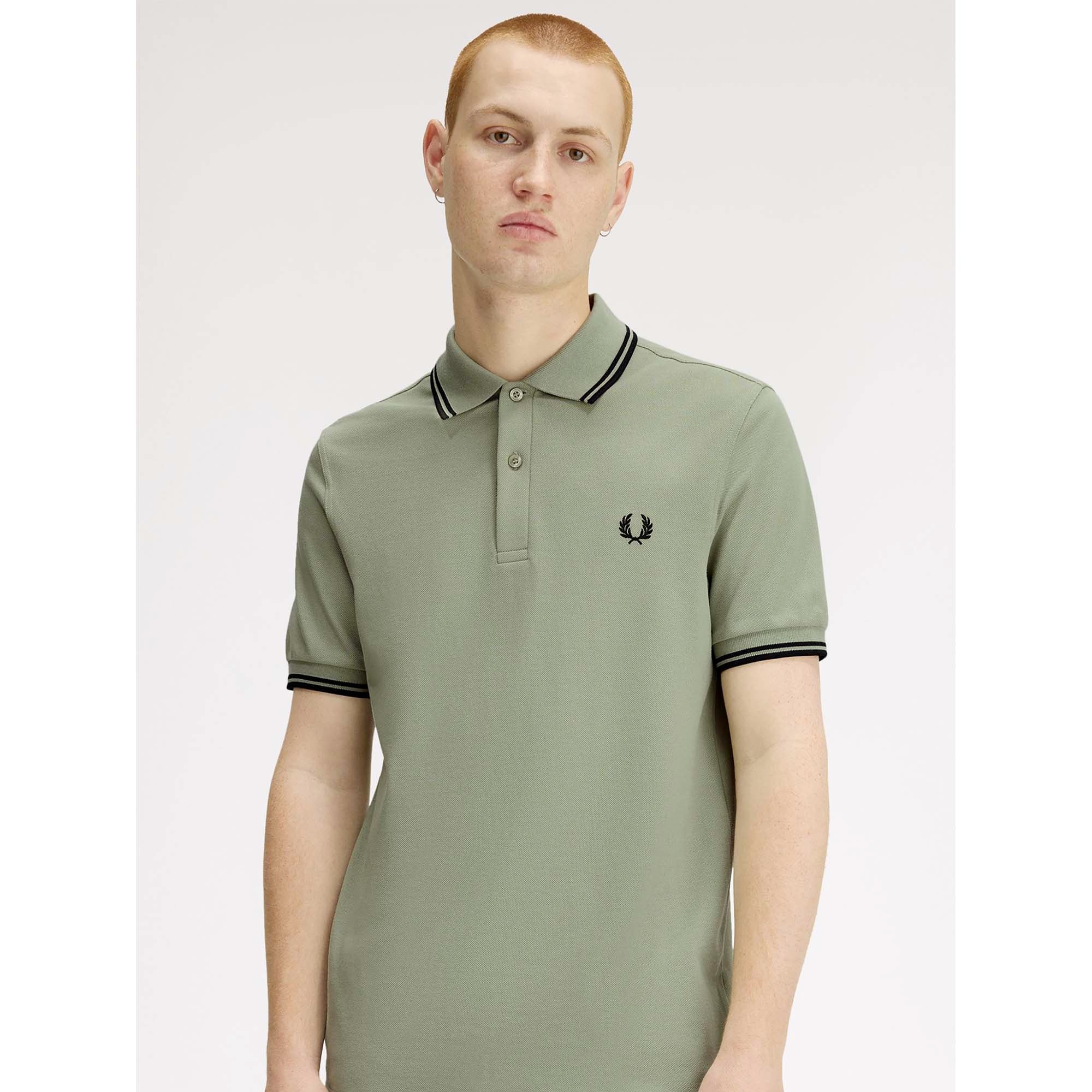 FP_TWIN_TIPPED_FRED_PERRY_SHIRT_M3600_S23_Image_4