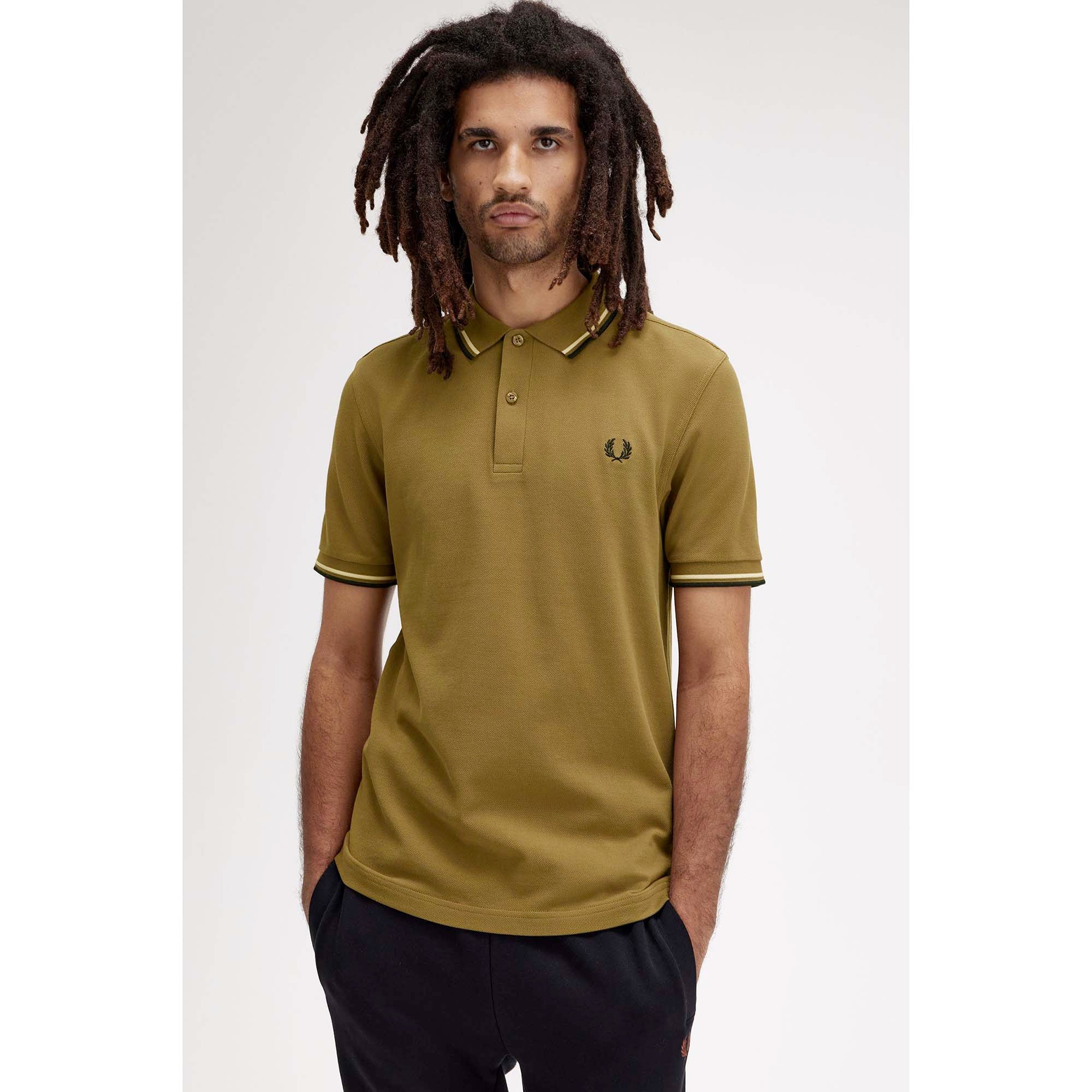 FP_TWIN_TIPPED_FRED_PERRY_SHIRT_M3600_W60_Image_3