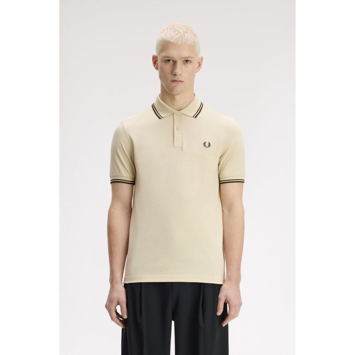 FP_TWIN_TIPPED_FRED_PERRY_SHIRT_M3600_X64_Image_2