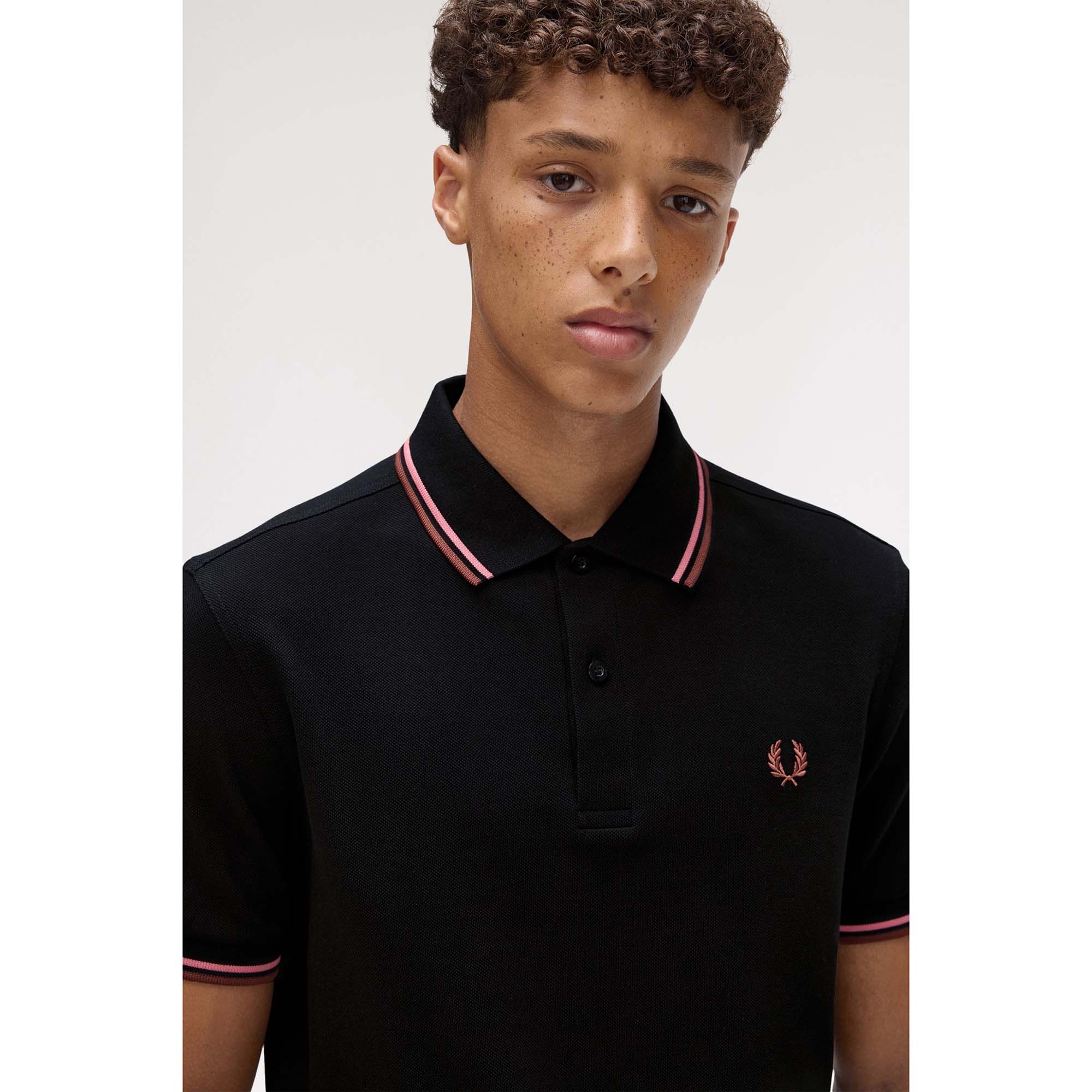 FP_TWIN_TIPPED_FRED_PERRY_SHIRT_M3600_Y67_Image_4