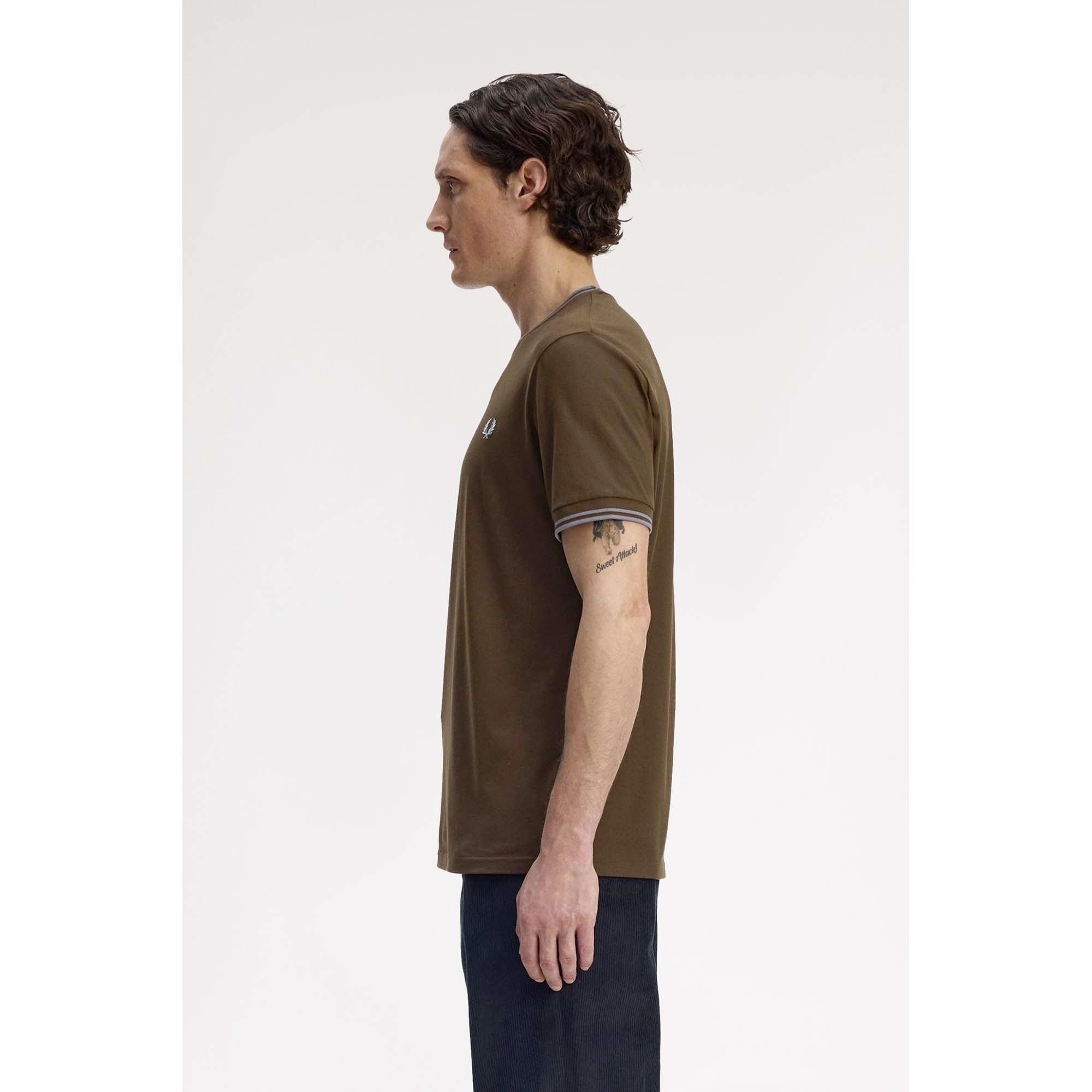 FP_TWIN_TIPPED_M1588_49A_Image_3