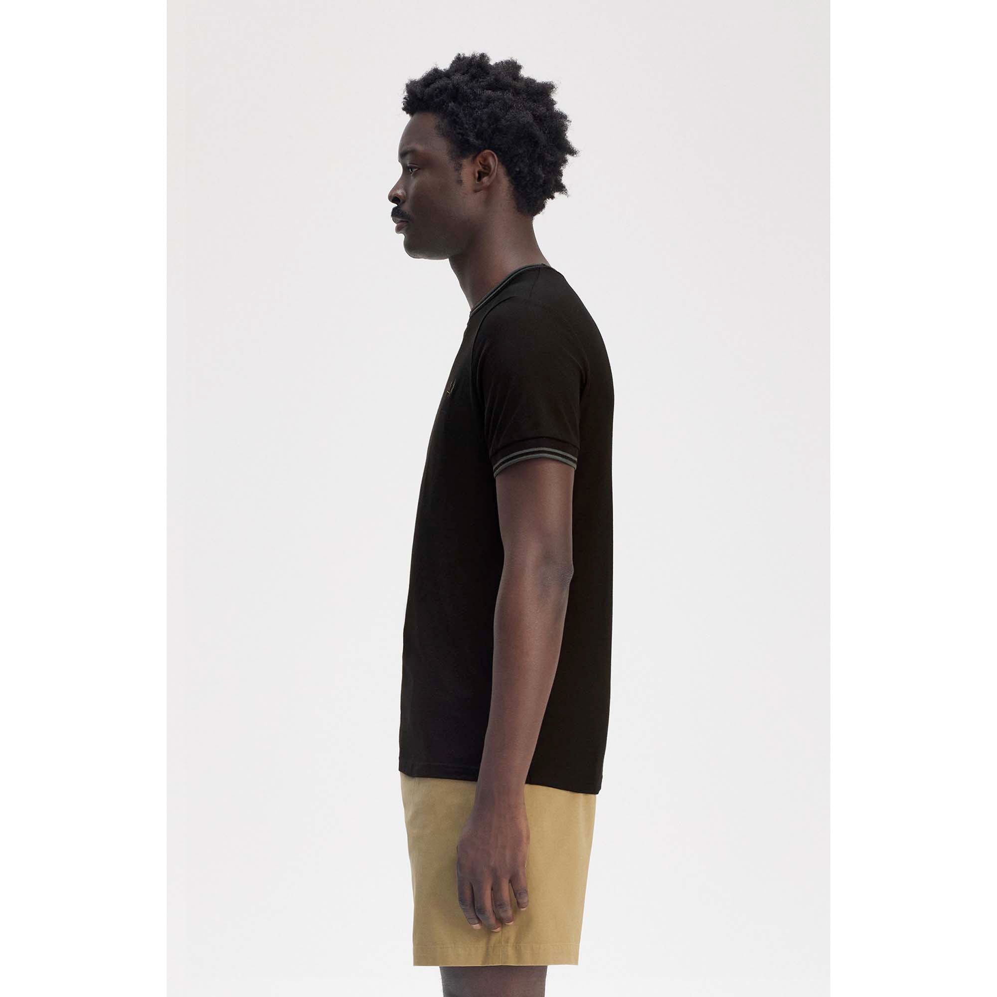 FP_TWIN_TIPPED_T-SHIRT_M1588_Y43_Image_3