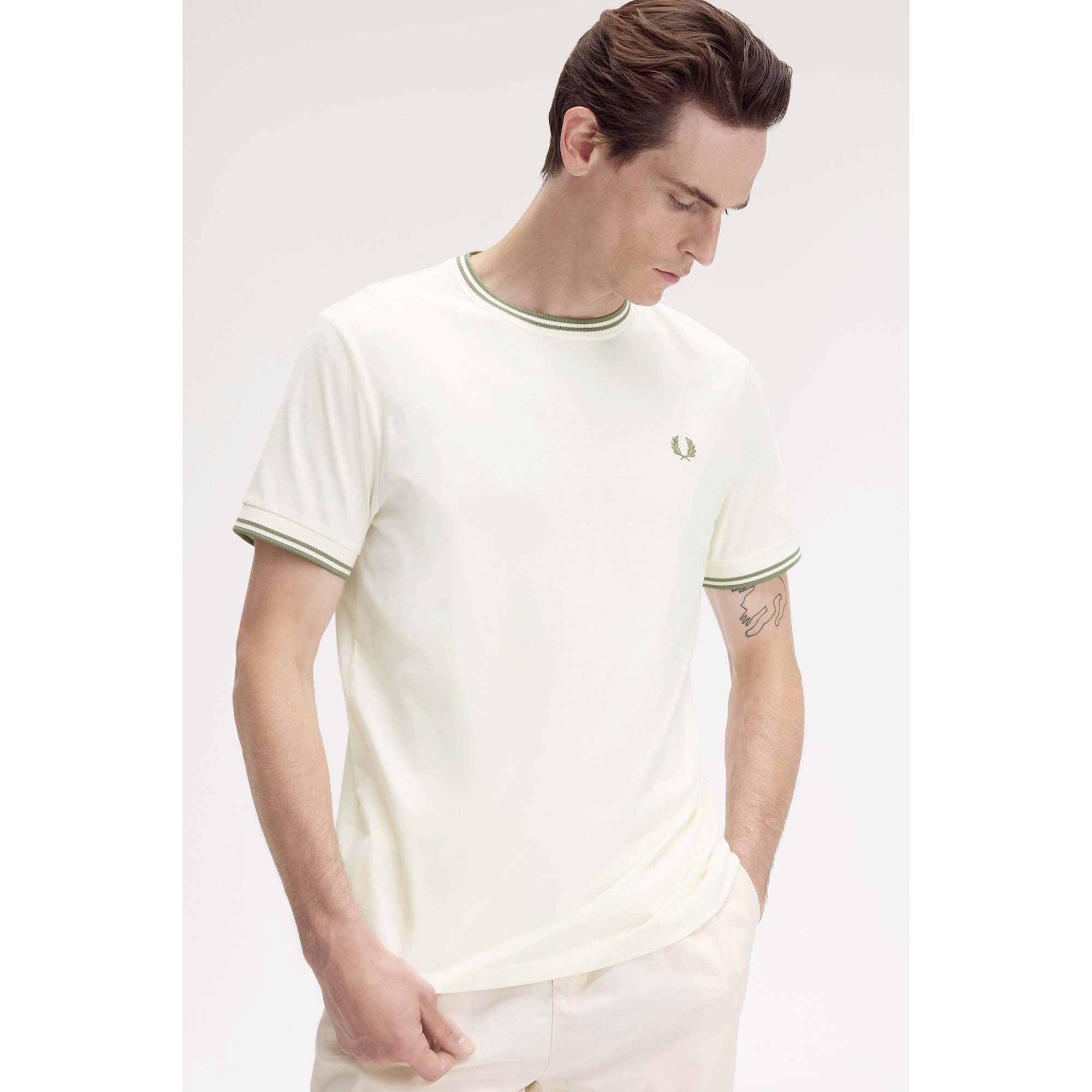 FP_TWIN_TIPPED_T-SHIRT_M1588_Y54_Image_2