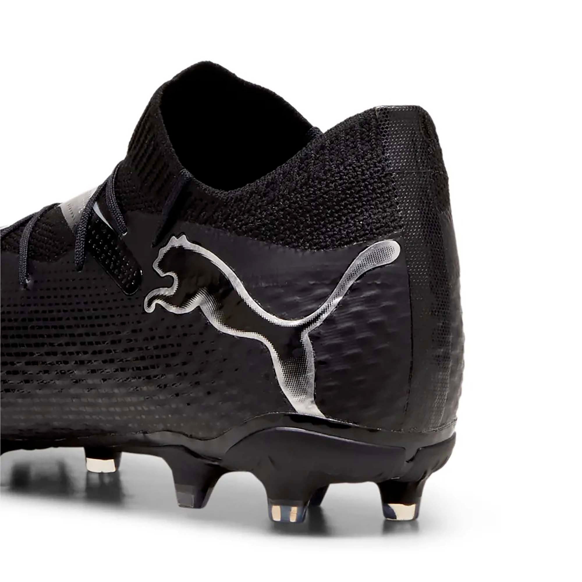 FUTURE_7_PRO_FGAG_107924_02_Image_5