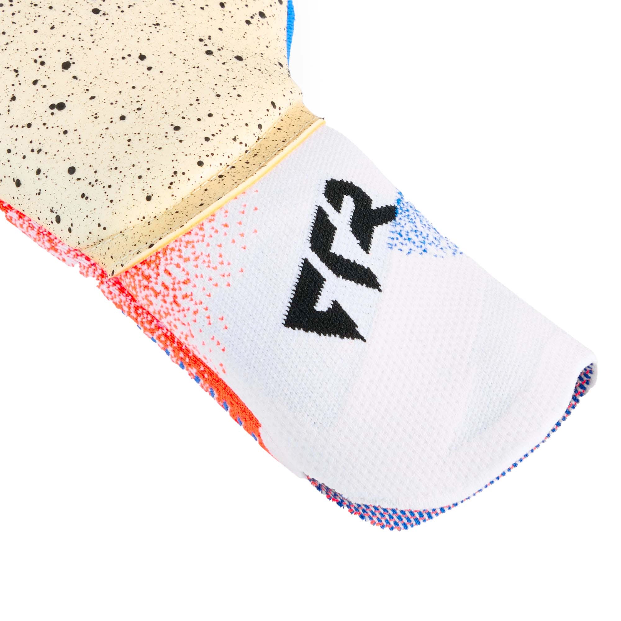 FUTURE_ULTIMATE_NC_042064_11_Image_3