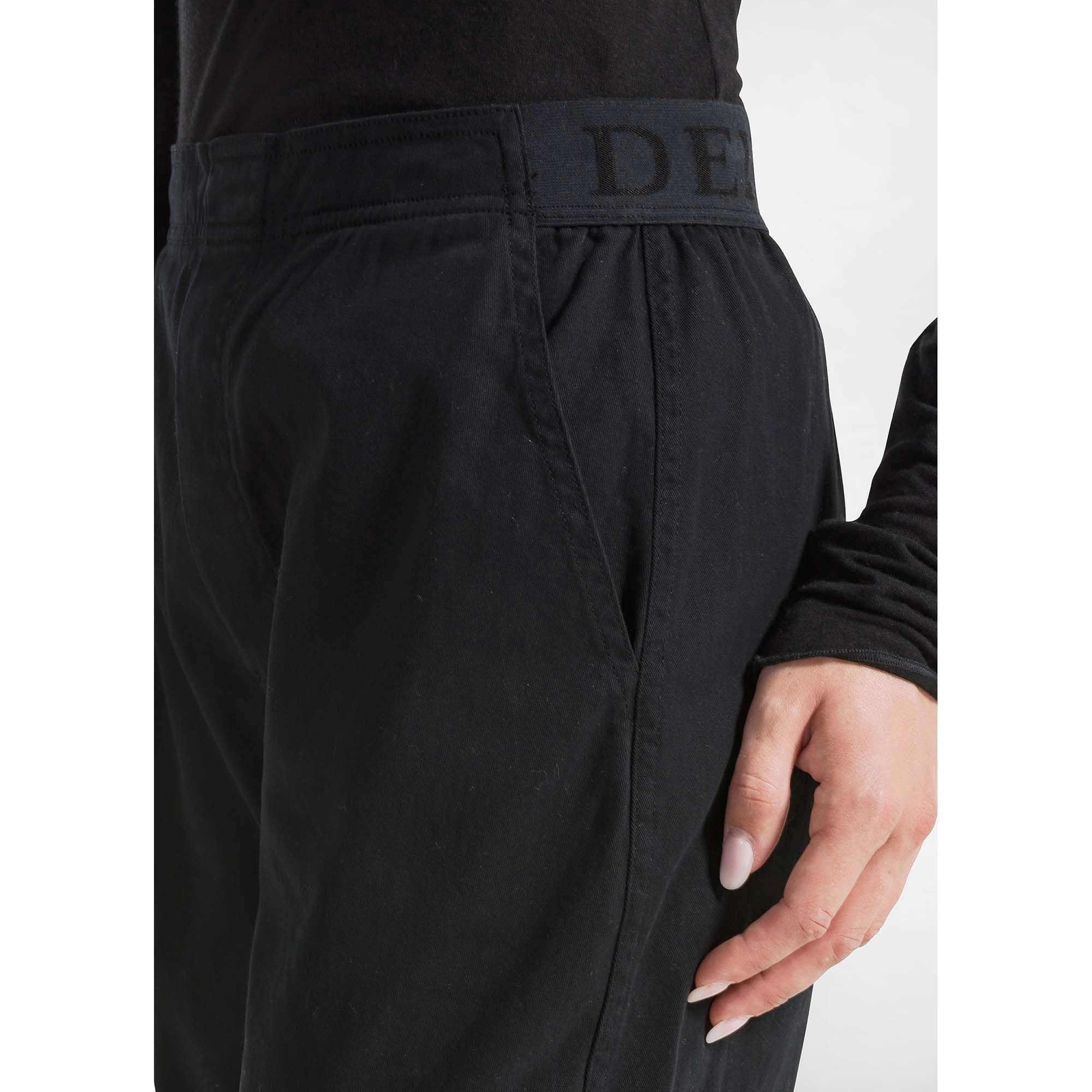 GABARDINE_CARGO_PANTS_A00615_10009_Image_5