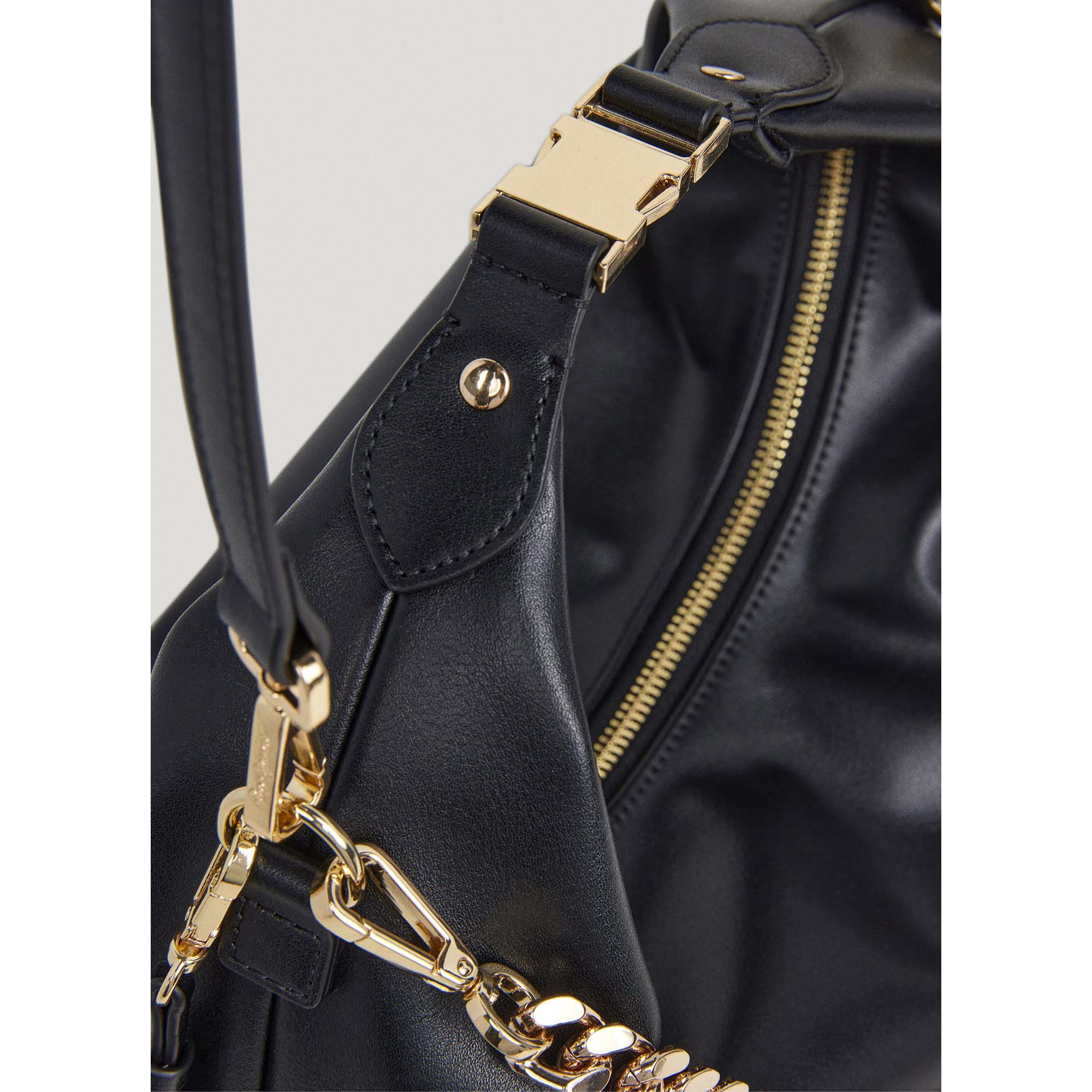 GAIL_PL0300074_999_Image_4