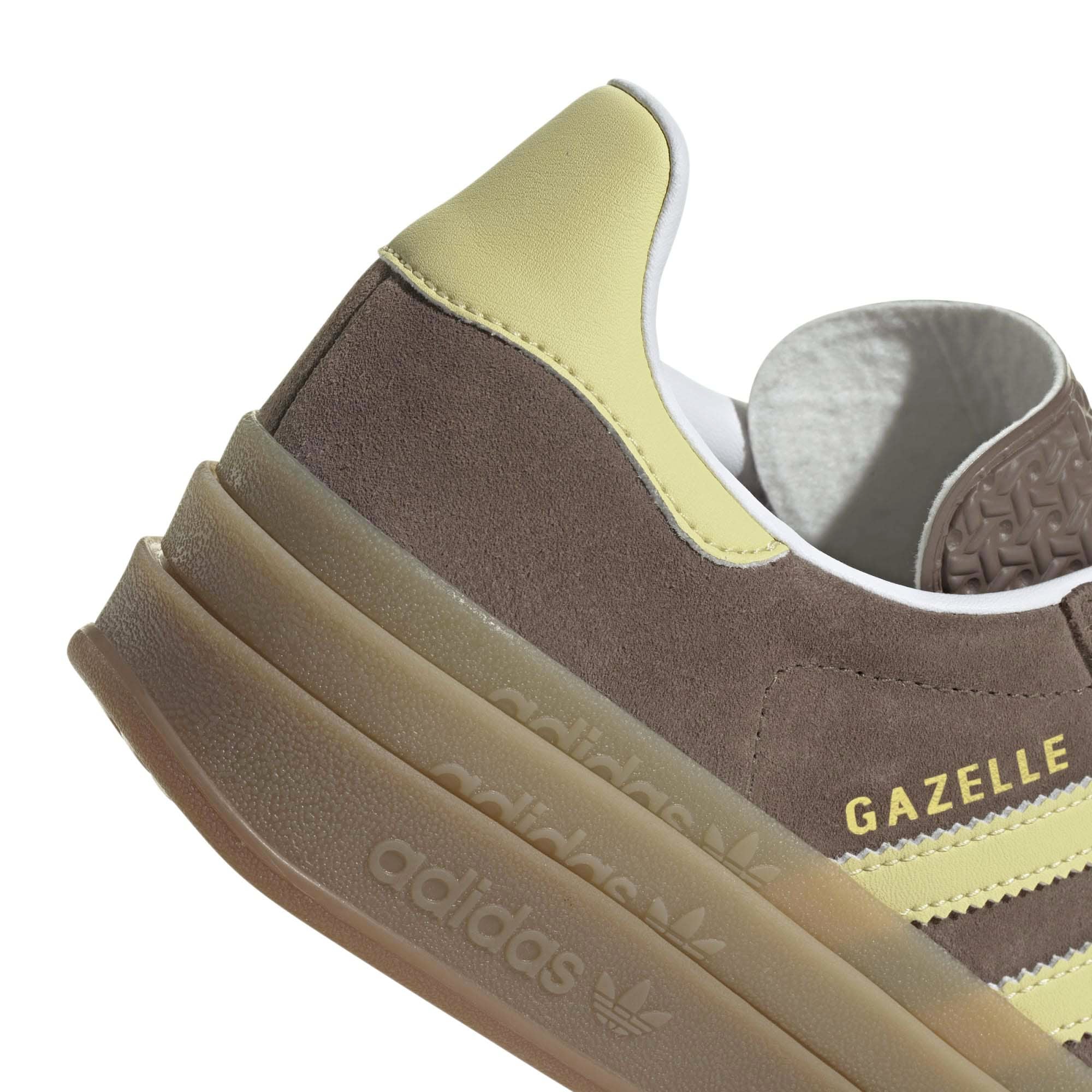 GAZELLE_BOLD_W_JI2697_EARSTRP_Image_7