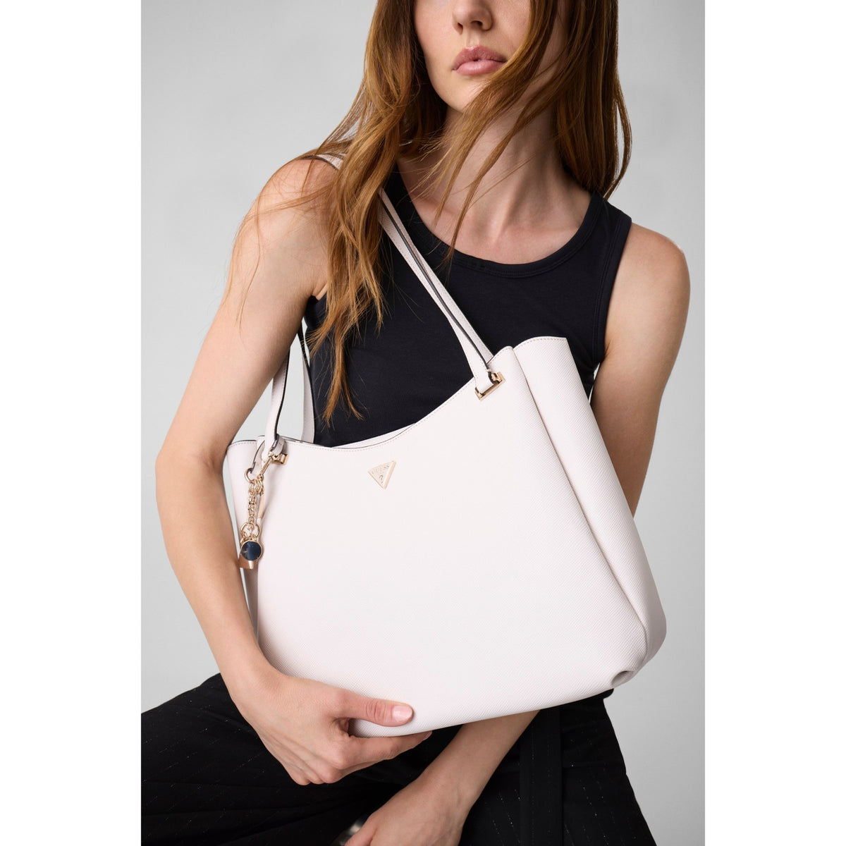 GILDA_TOTE_HWZG9747230_OFF_Image_6