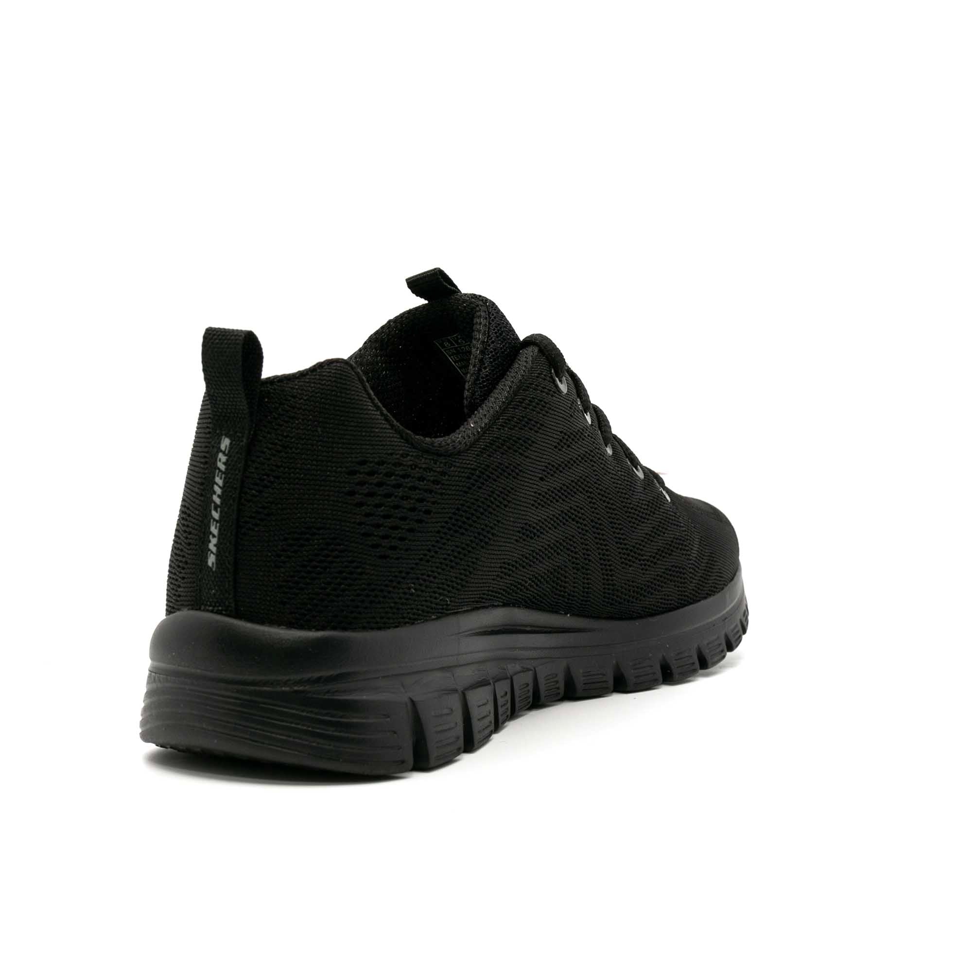 GRACEFUL-GET_CONNECTED_12615_BBK_Image_4