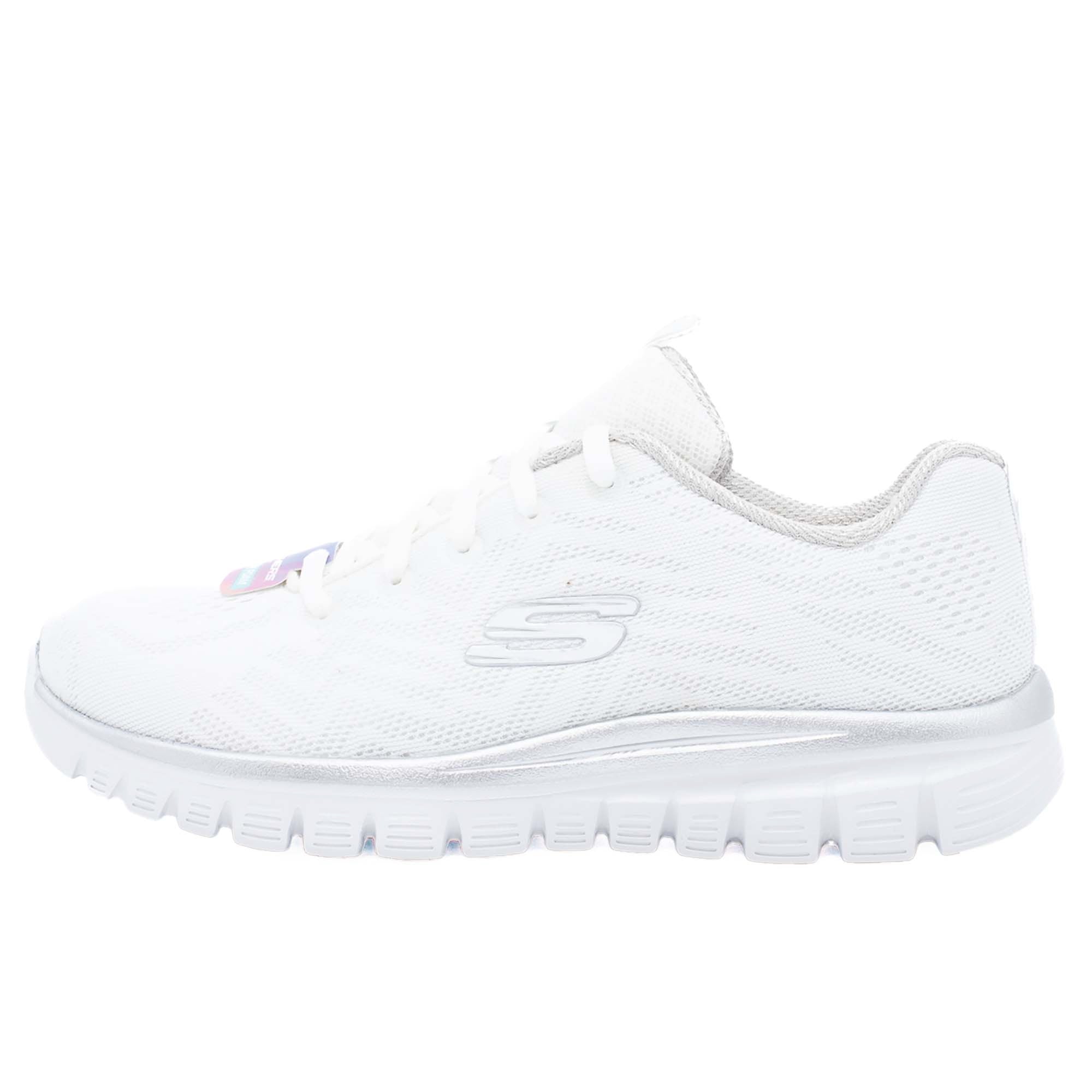 GRACEFUL-GET_CONNECTED_12615_WSL_Image_1