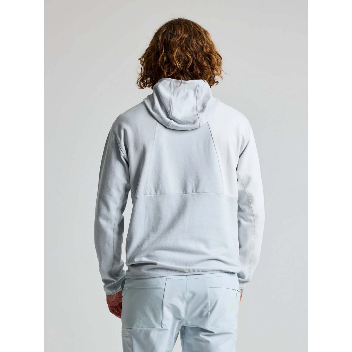 GRAPHIC_HOODIE_A106012S00_W68_Image_2