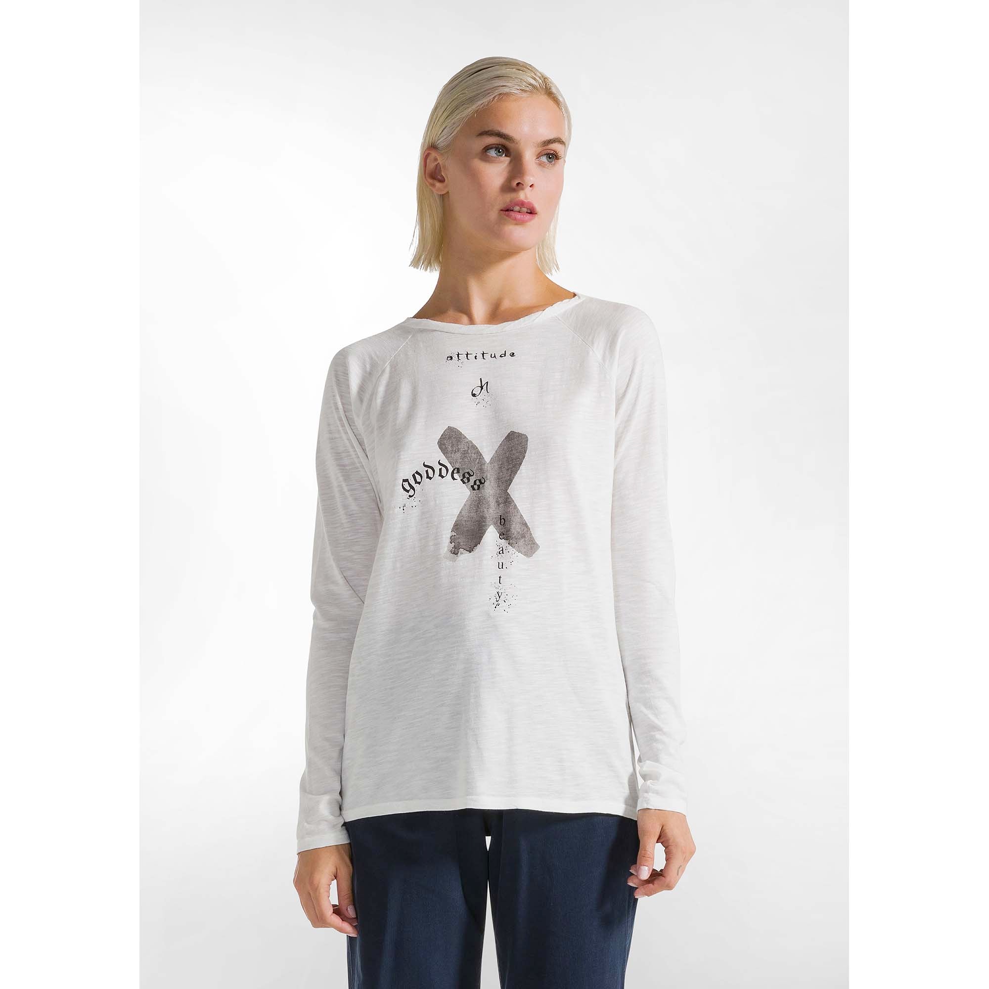 GRAPHIC_LONG_SLEEVE_A00592_18001_Image_2