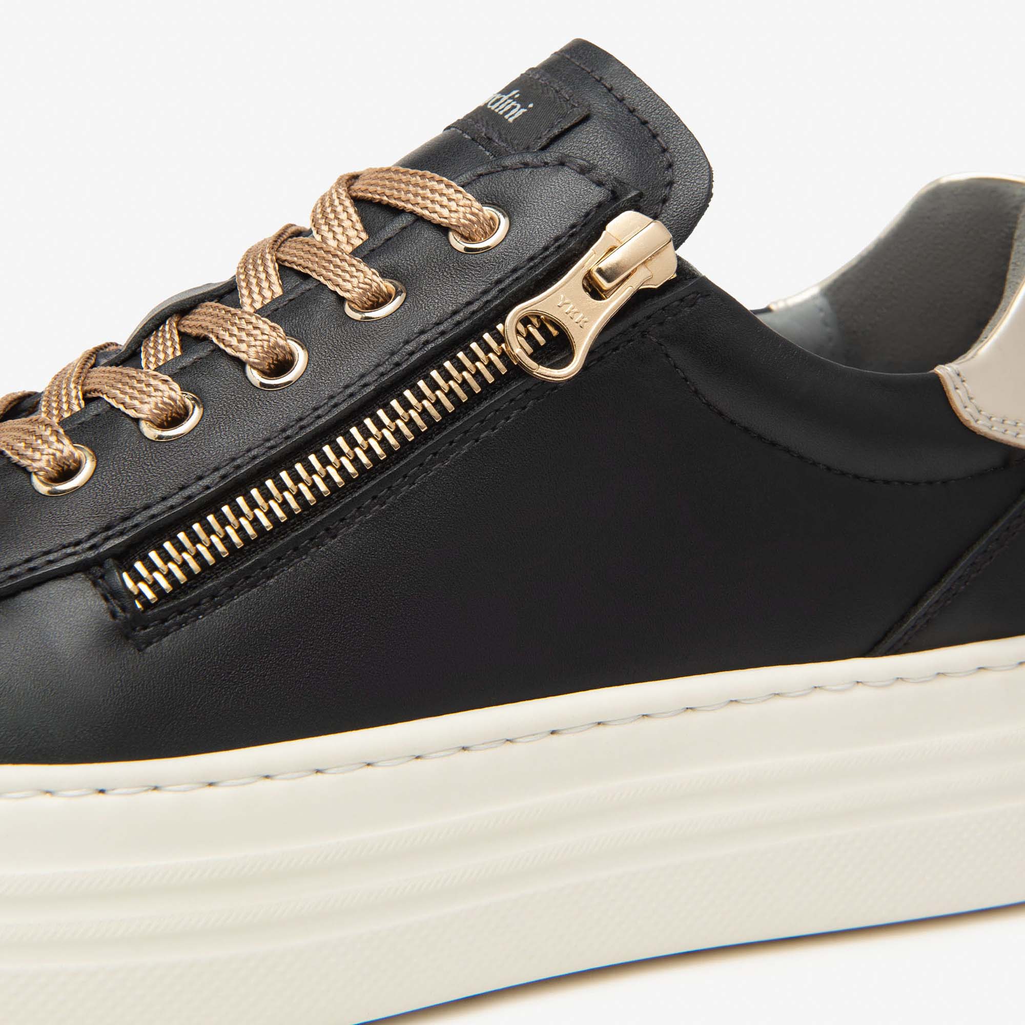 GUANTO_NERO_TBRILL_PLATINO_6074_PUMONODCAPRAIA_I514185D_100_Image_3