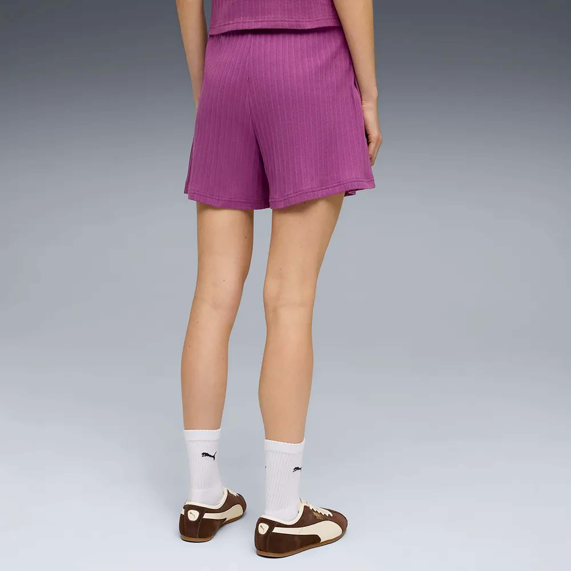HER_HIGH-WAIST_SHORTS_5_692390_69_Image_3