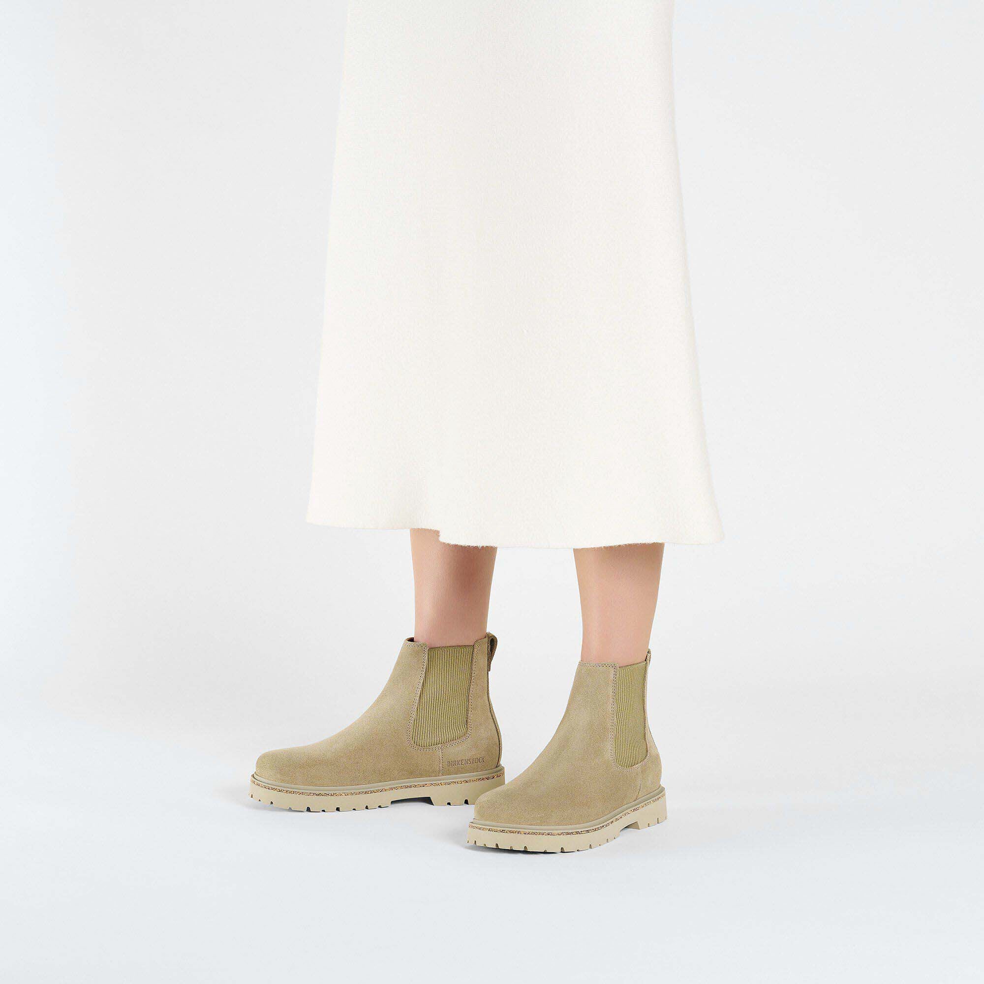 HIGHWOOD_SLIP_ON_WOMEN_1025737_TAUPE_Image_4