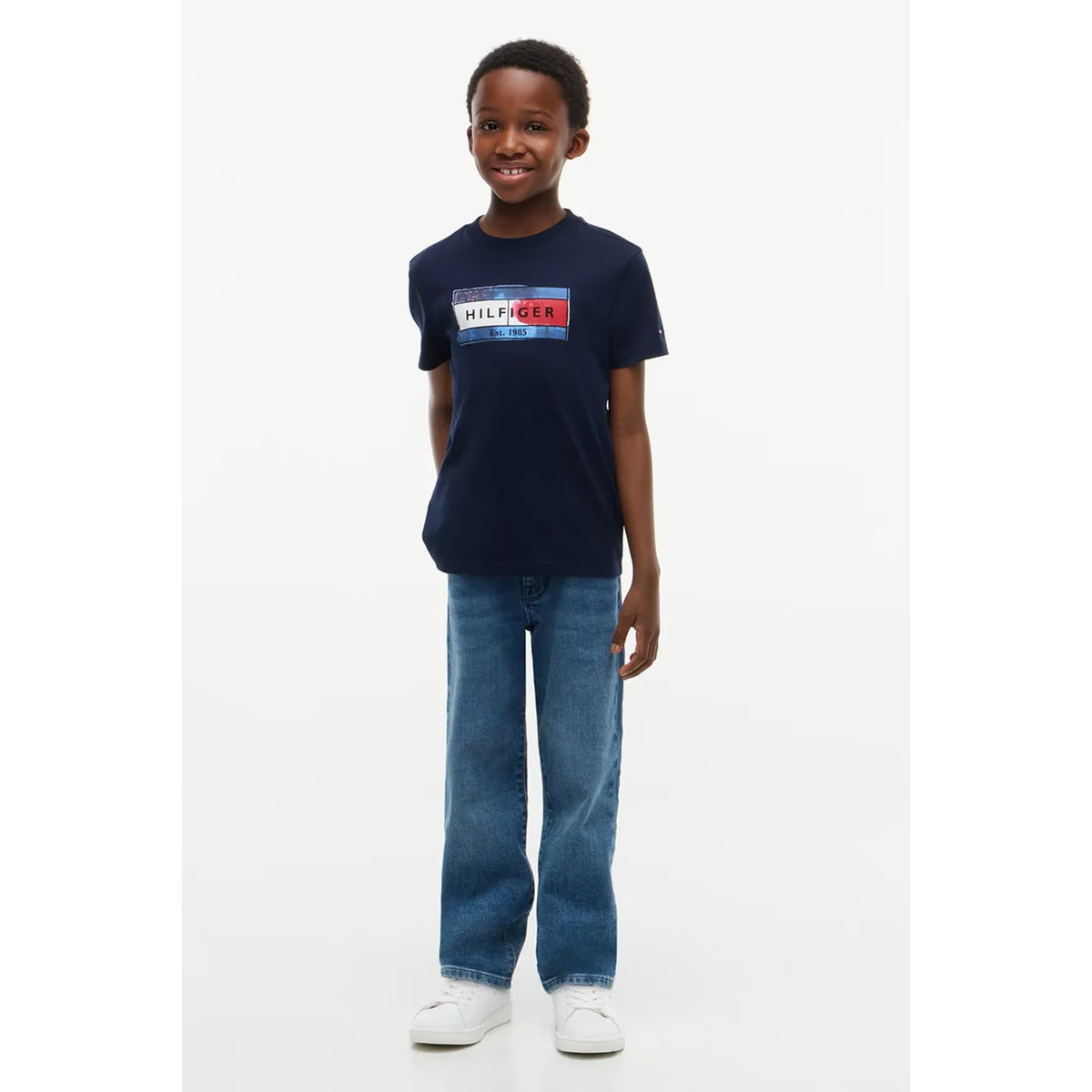 HILFIGER_FLAG_GRAPHIC_TEE_KB0KB10769T_C1G_Image_5