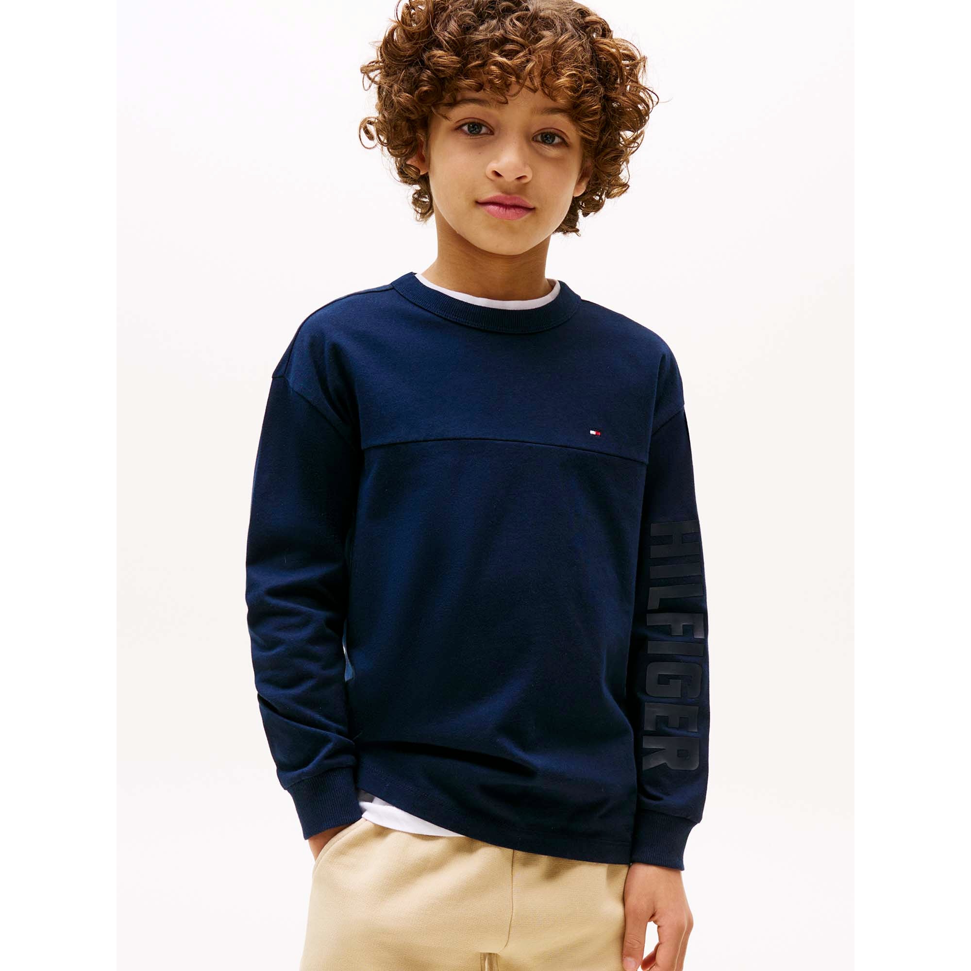 HILFIGER_SLEEVE_GRAPHIC_TEE_LS_THKB0KB09845T_C1G_Image_2