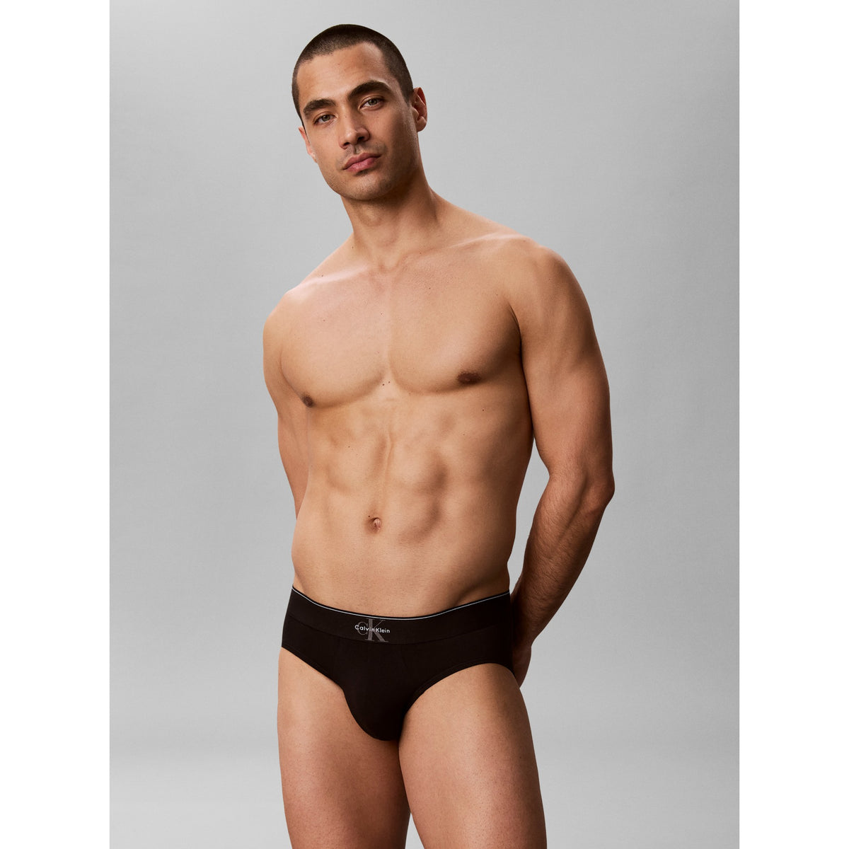 HIP_BRIEF_3PK_LV00NB4471_GUV_Image_4