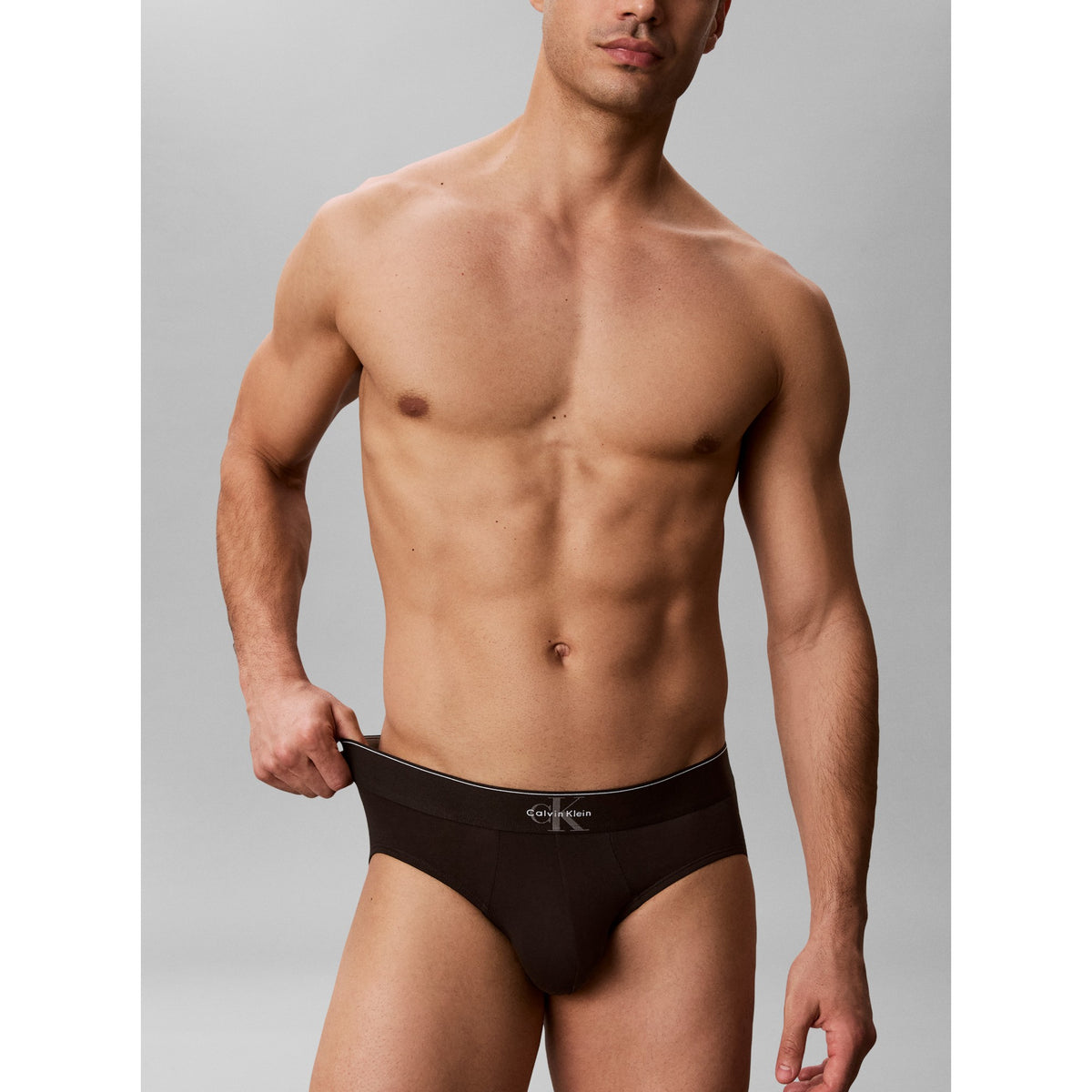 HIP_BRIEF_3PK_LV00NB4471_GUV_Image_5