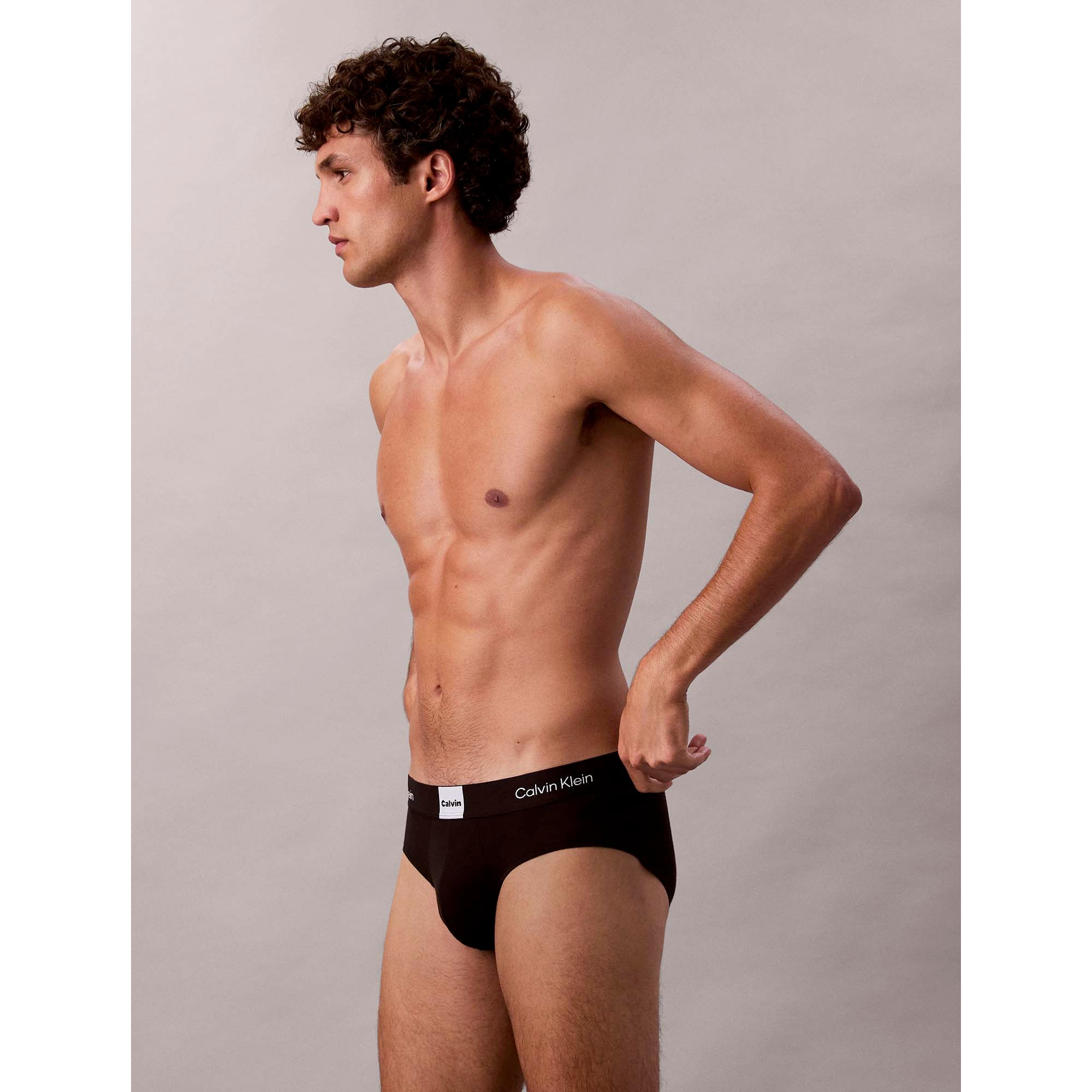 HIP_BRIEF_3PK_LV00NB4475_UB1_Image_4