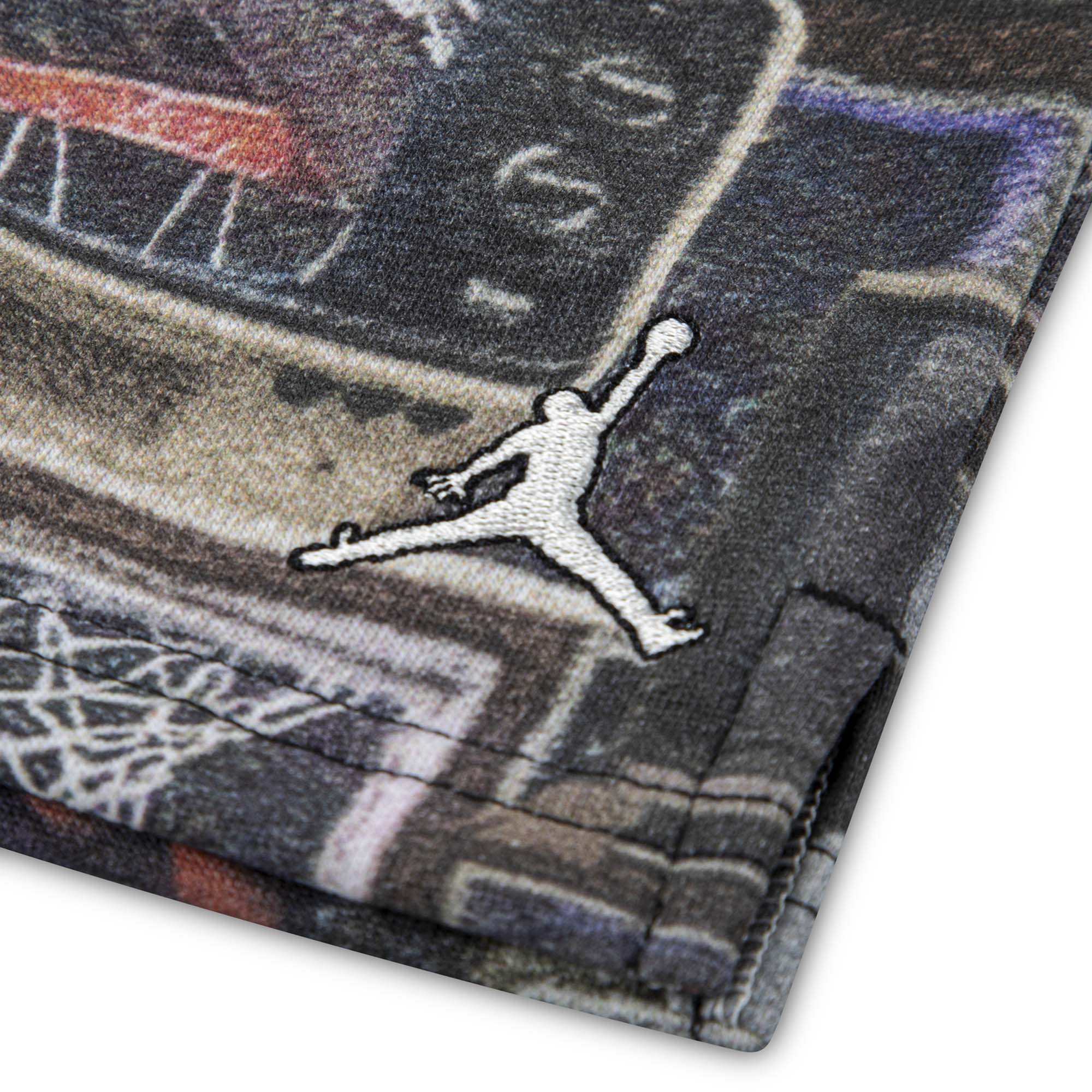 JDB_MJ_BRKLYN_AOP_FT_SHORT_95F091_023_Image_3