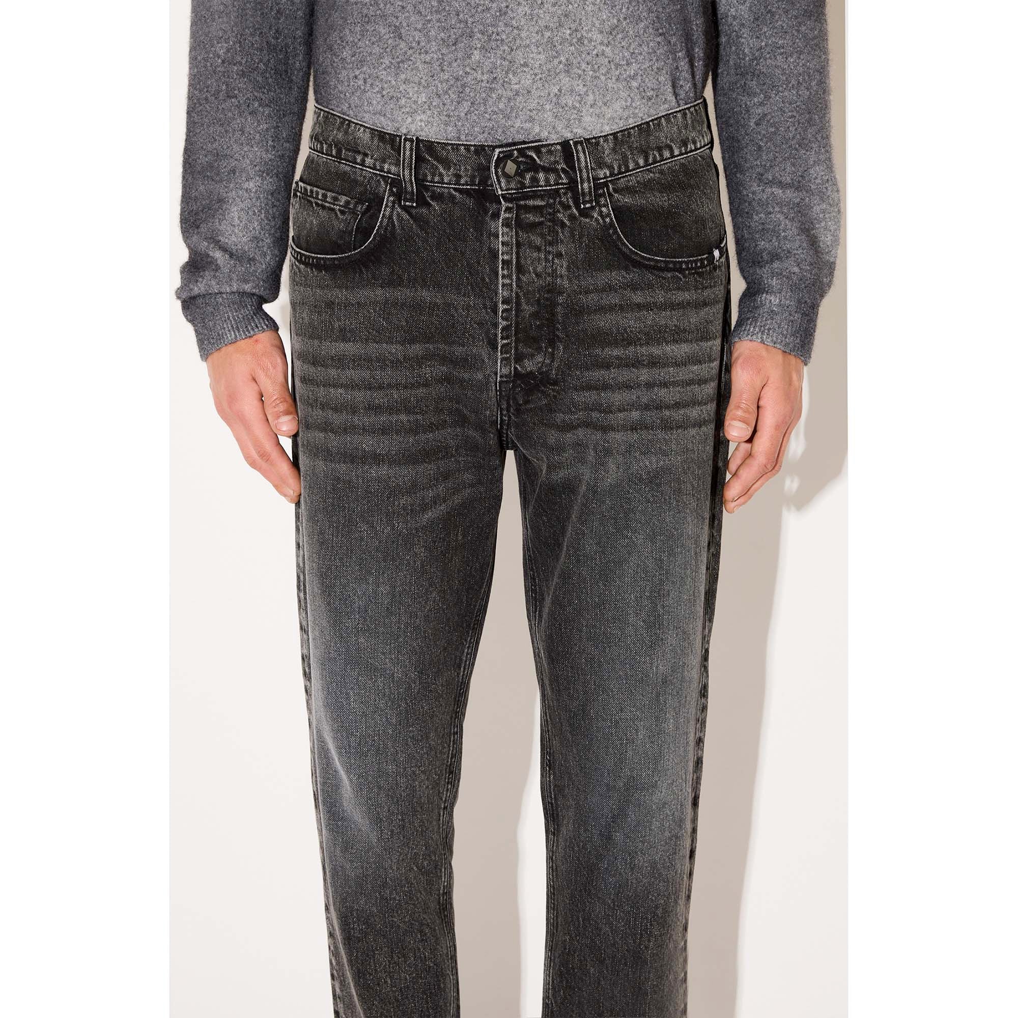 JEREMIAH_MAN_AMU001N0943011_C0998_Image_5