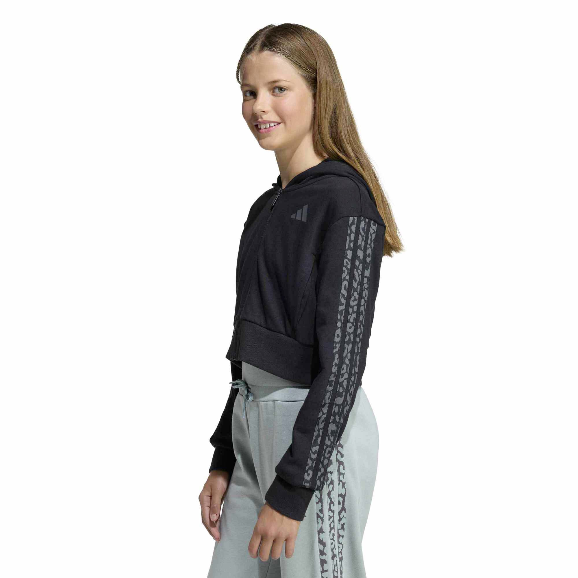 JG_AN_3S_FT_FZ_KB6985_BLACKWH_Image_2