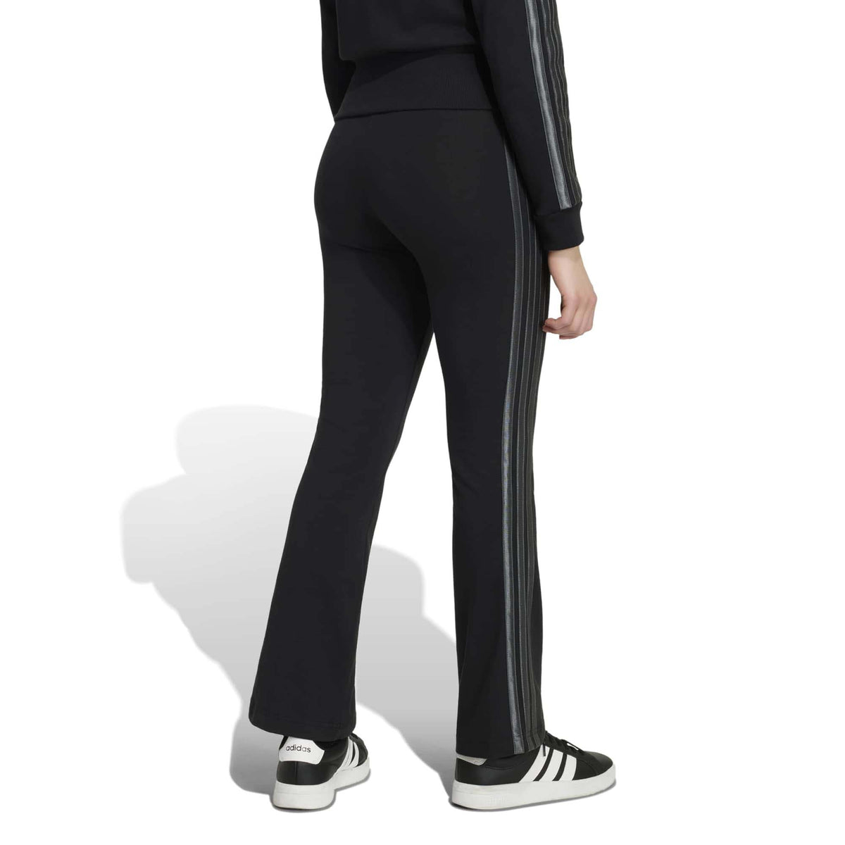 JG_SATIN_FL_LEG_KZ5124_BLACKGR_Image_3