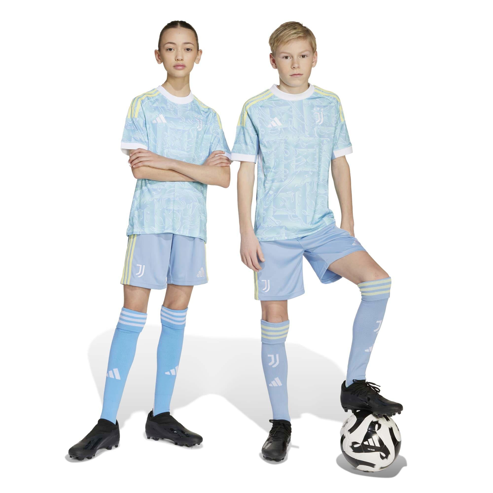 JUVE_A_SHO_Y_JN5204_ASHBLU_Image_2