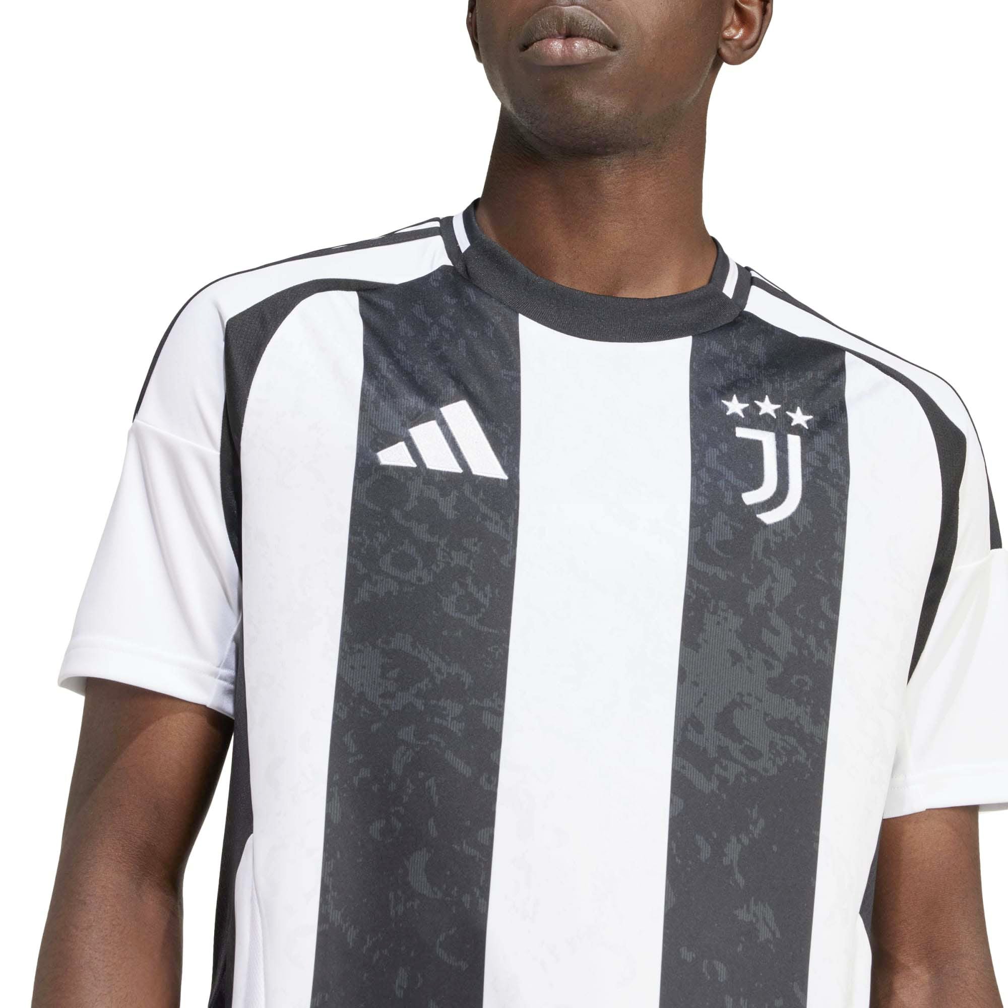 JUVE_H_JSY_IS8002_WHITEBL_Image_5