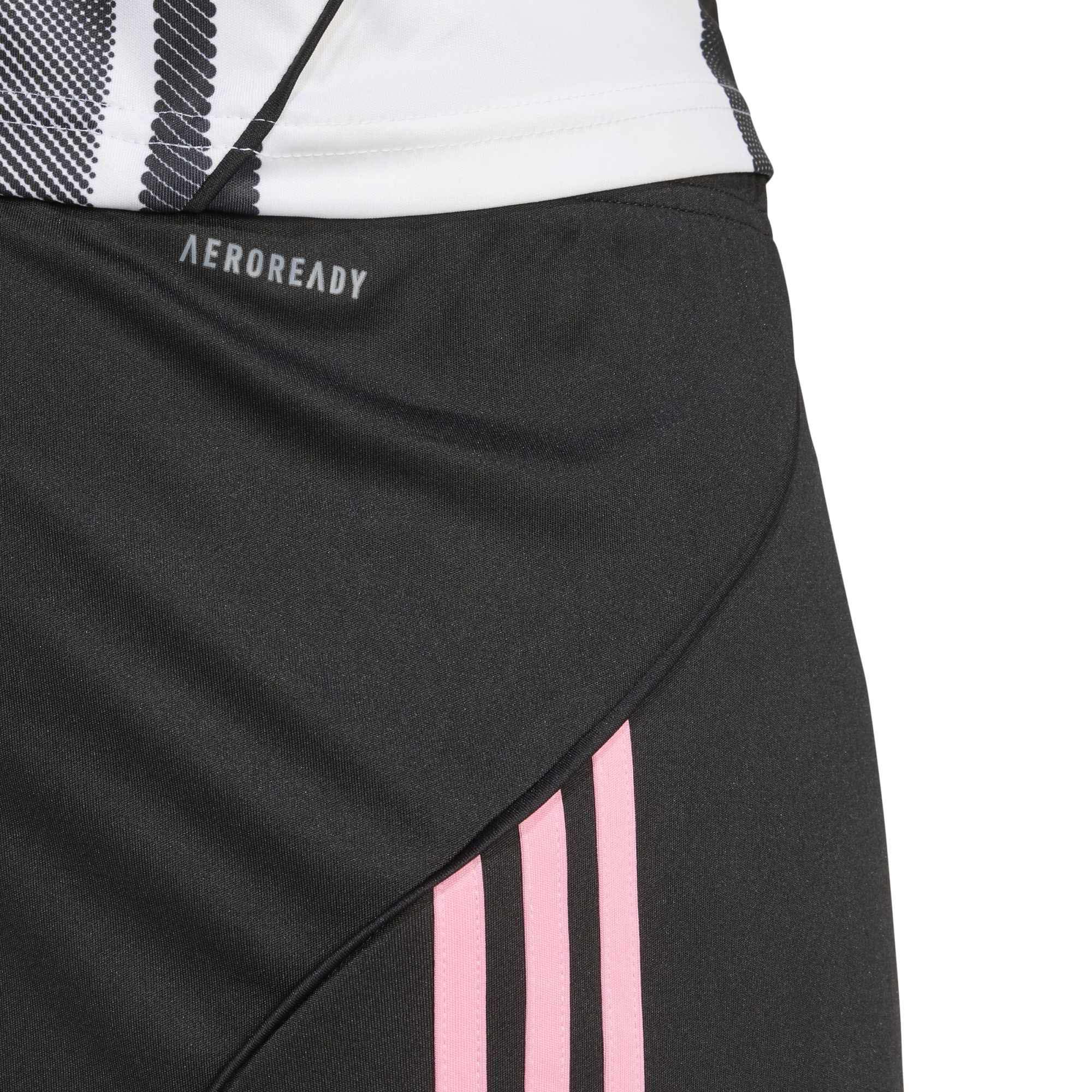JUVE_H_SHO_JV5830_BLACK_Image_5