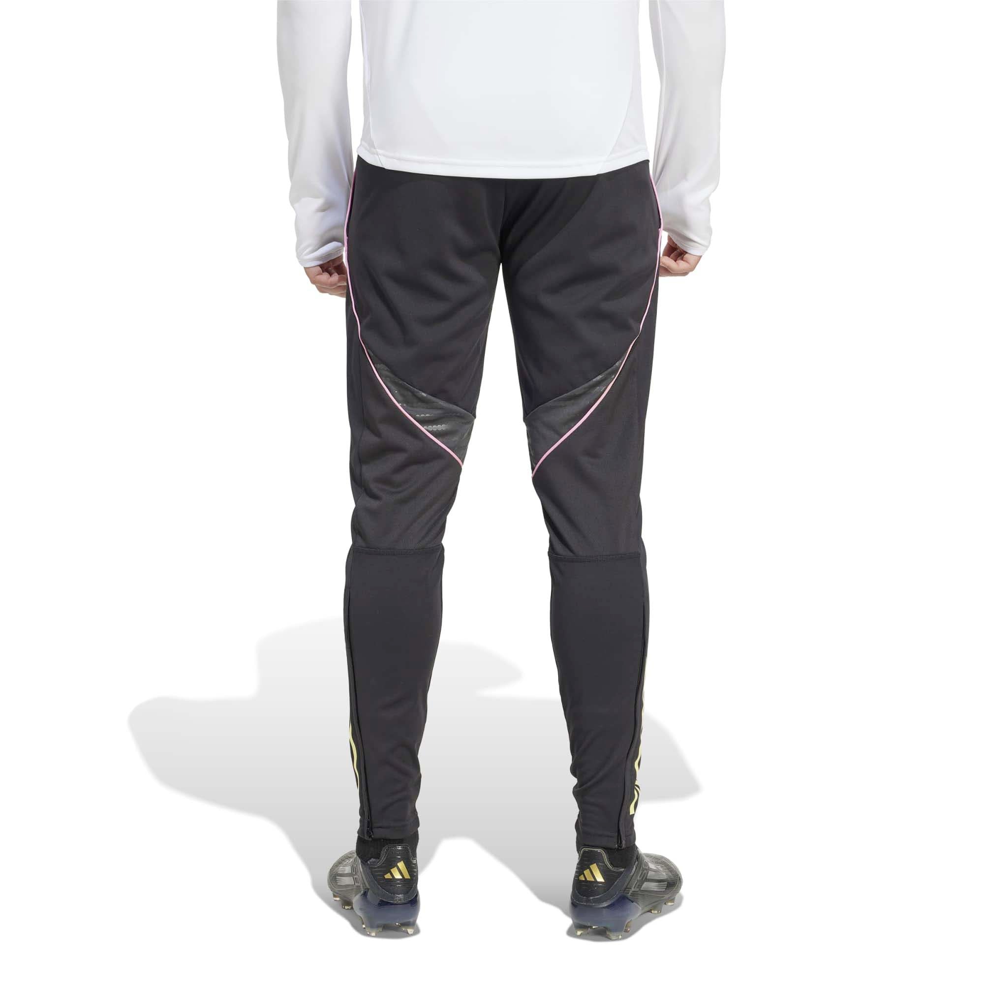 JUVE_TR_PNT_JN7450_BLACK_Image_3