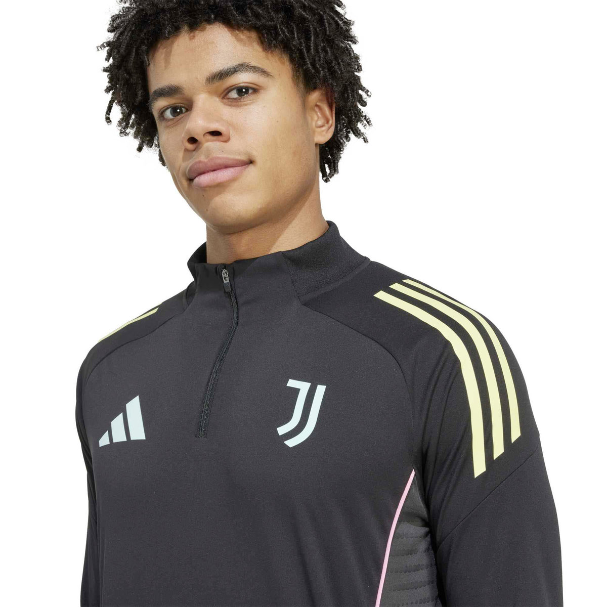 JUVE_TR_TOP_JN7453_BLACK_Image_5