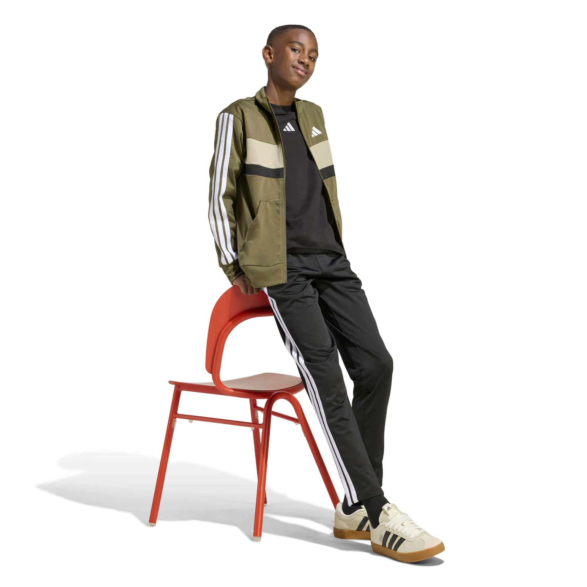 J_3S_TIBERIO_TS_KC2124_OLISTRW_Image_5