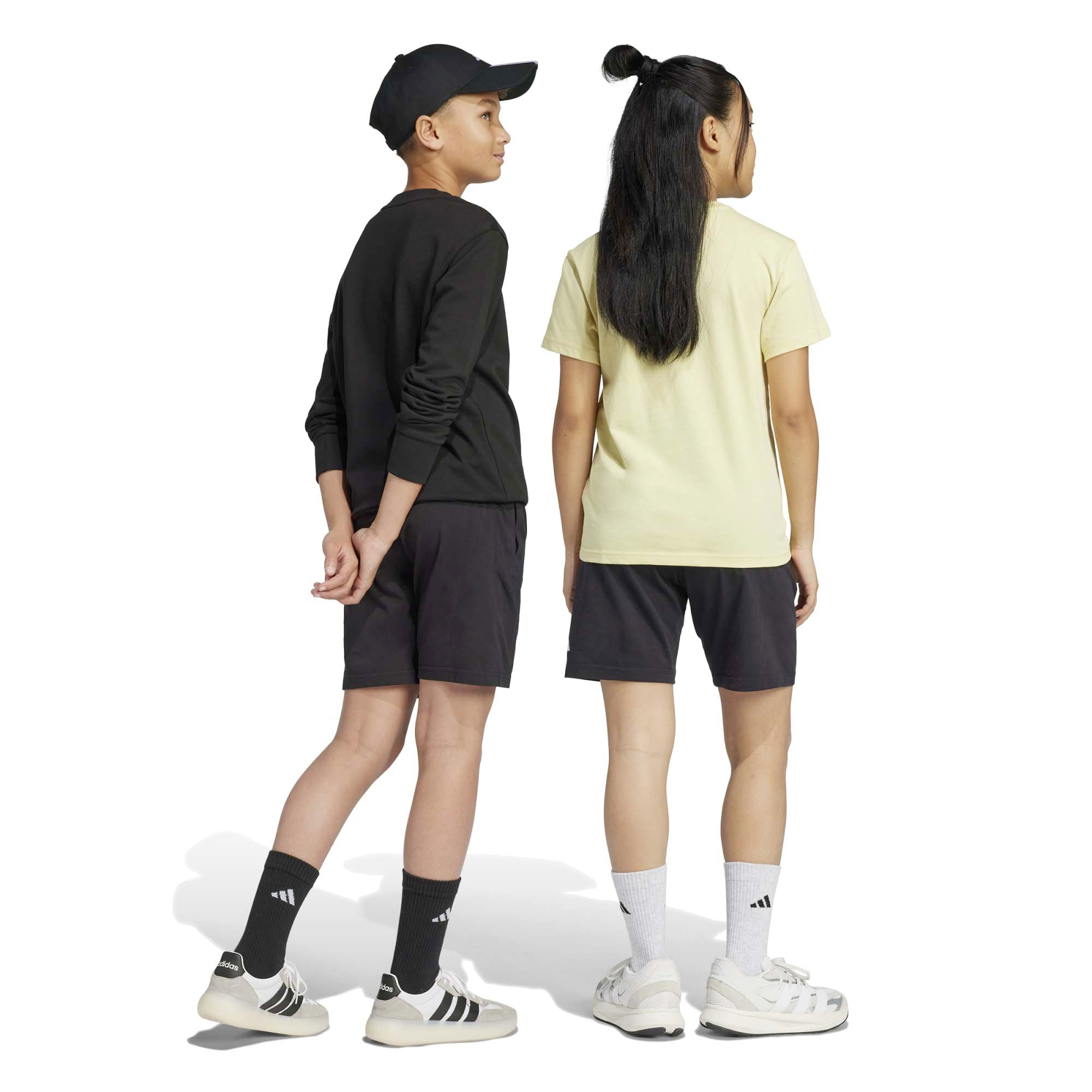 J_BL_KN_SH_210_JE1391_BLACKWH_Image_4