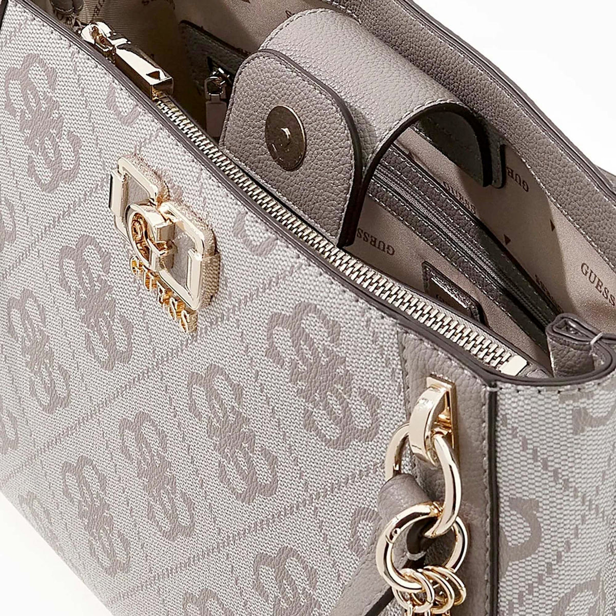 KARNILLA_LOGO_GFRIEND_CARRYALL_HWOS9901220_DKO_Image_3