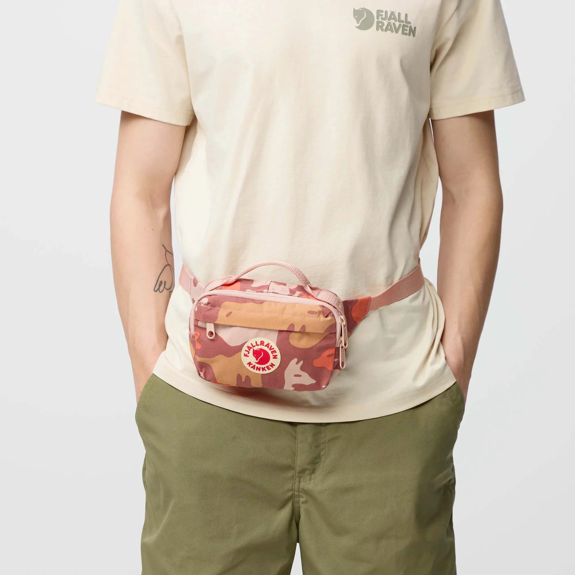 KNKEN_GRAPHICS_HIP_PACK_F23200358_302-986_Image_4