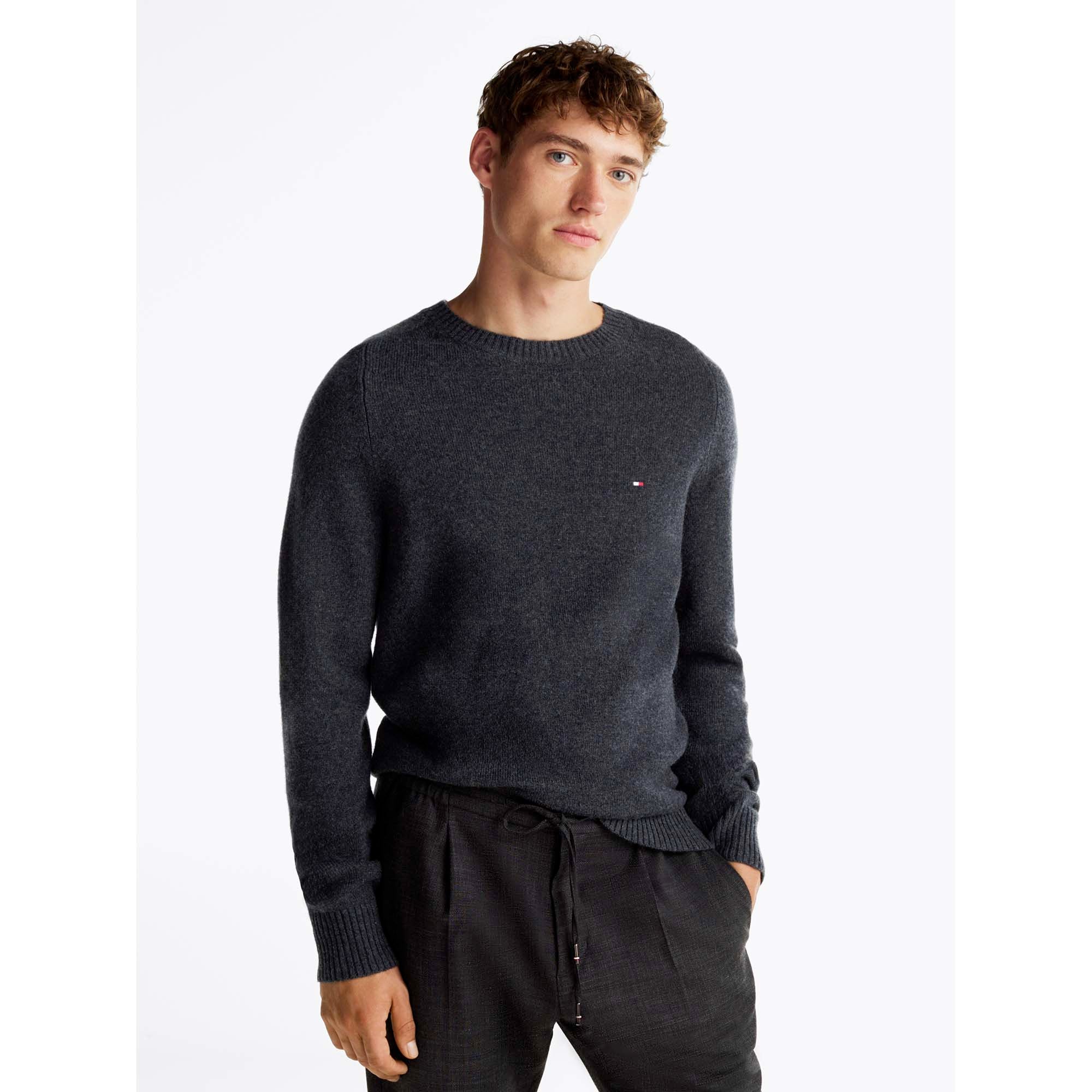 LAMBSWOOL_CREW_NECK_MW0MW36535_P92_Image_2