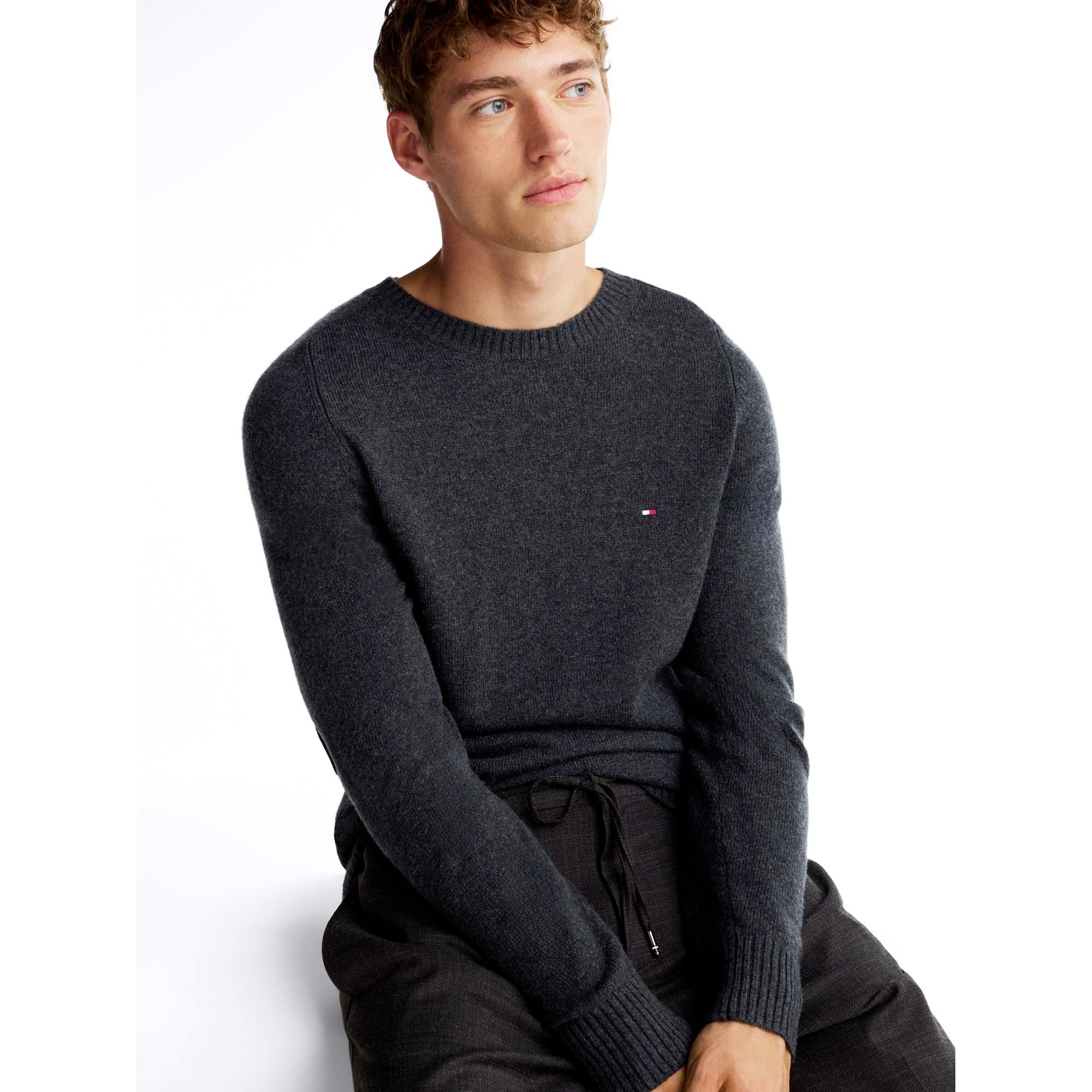 LAMBSWOOL_CREW_NECK_MW0MW36535_P92_Image_3