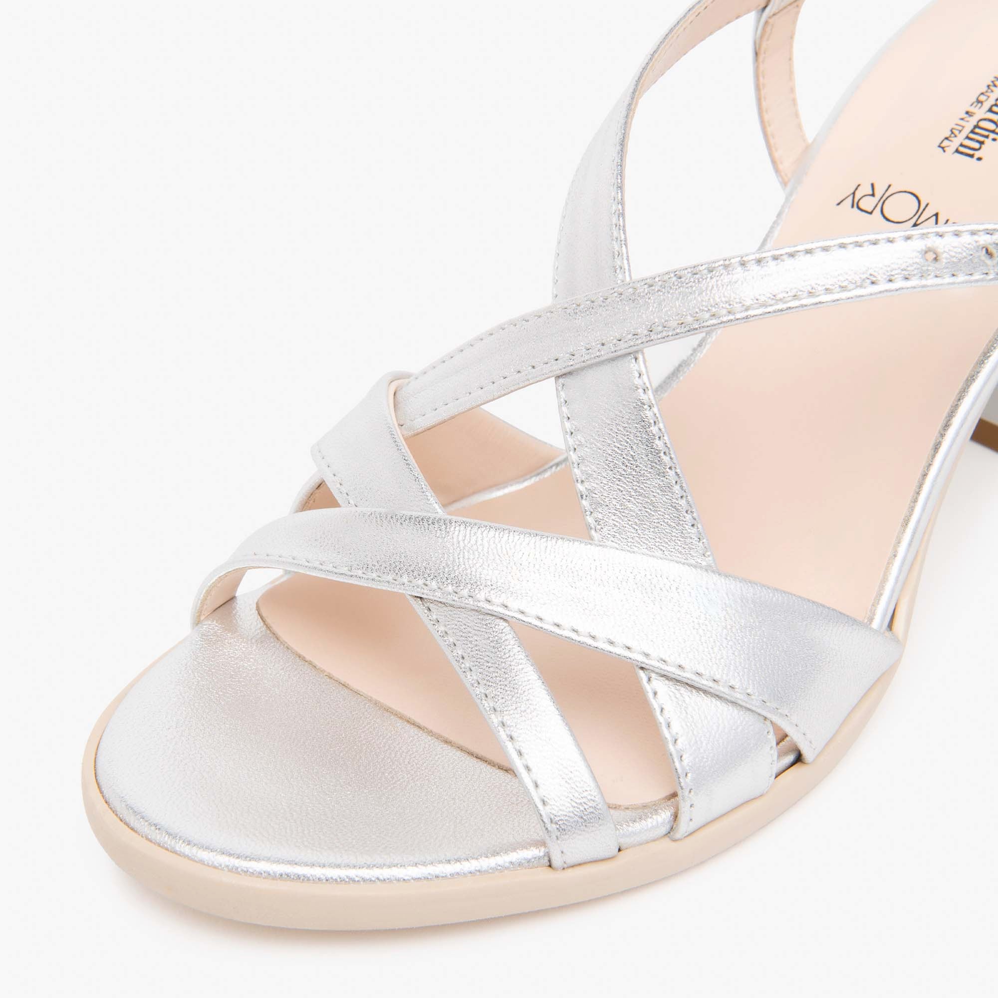 LAMINATO_TR_MELILLA_NATURALE_E615753D_700_Image_3