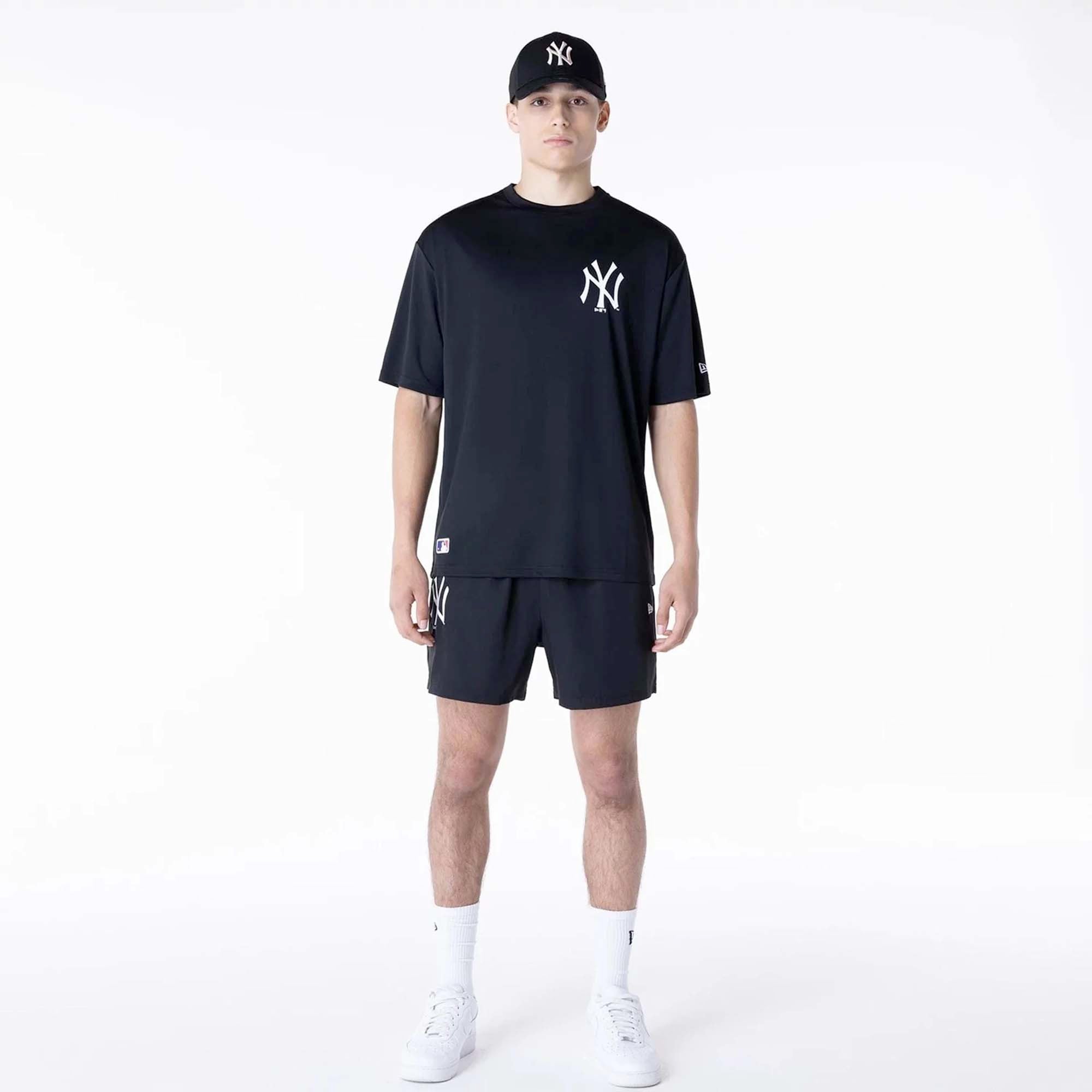 LEAGUE_ESSENTIALS_TEE_NEYYAN_BLK_60596365_001_Image_6