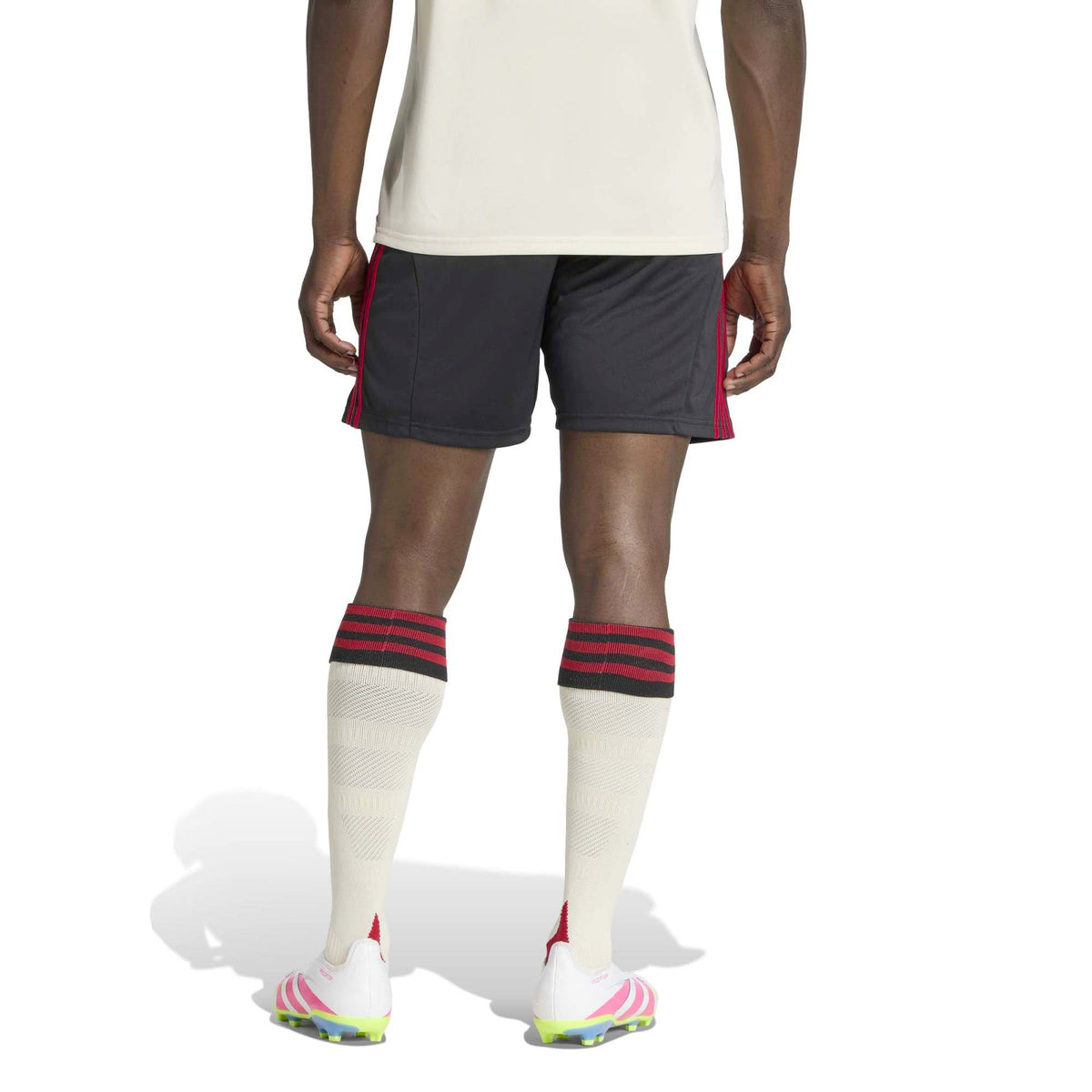 LFC_A_SHO_JY4233_BLACK_Image_3