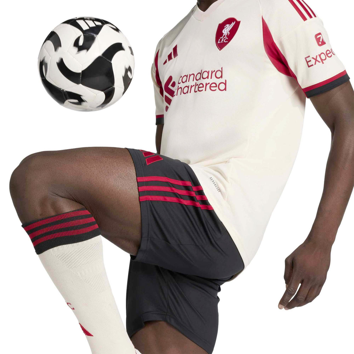 LFC_A_SHO_JY4233_BLACK_Image_5