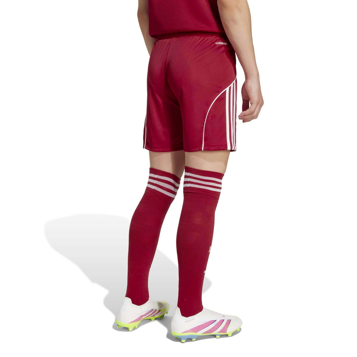 LFC_H_SHO_Y_JV6441_STRRED_Image_3